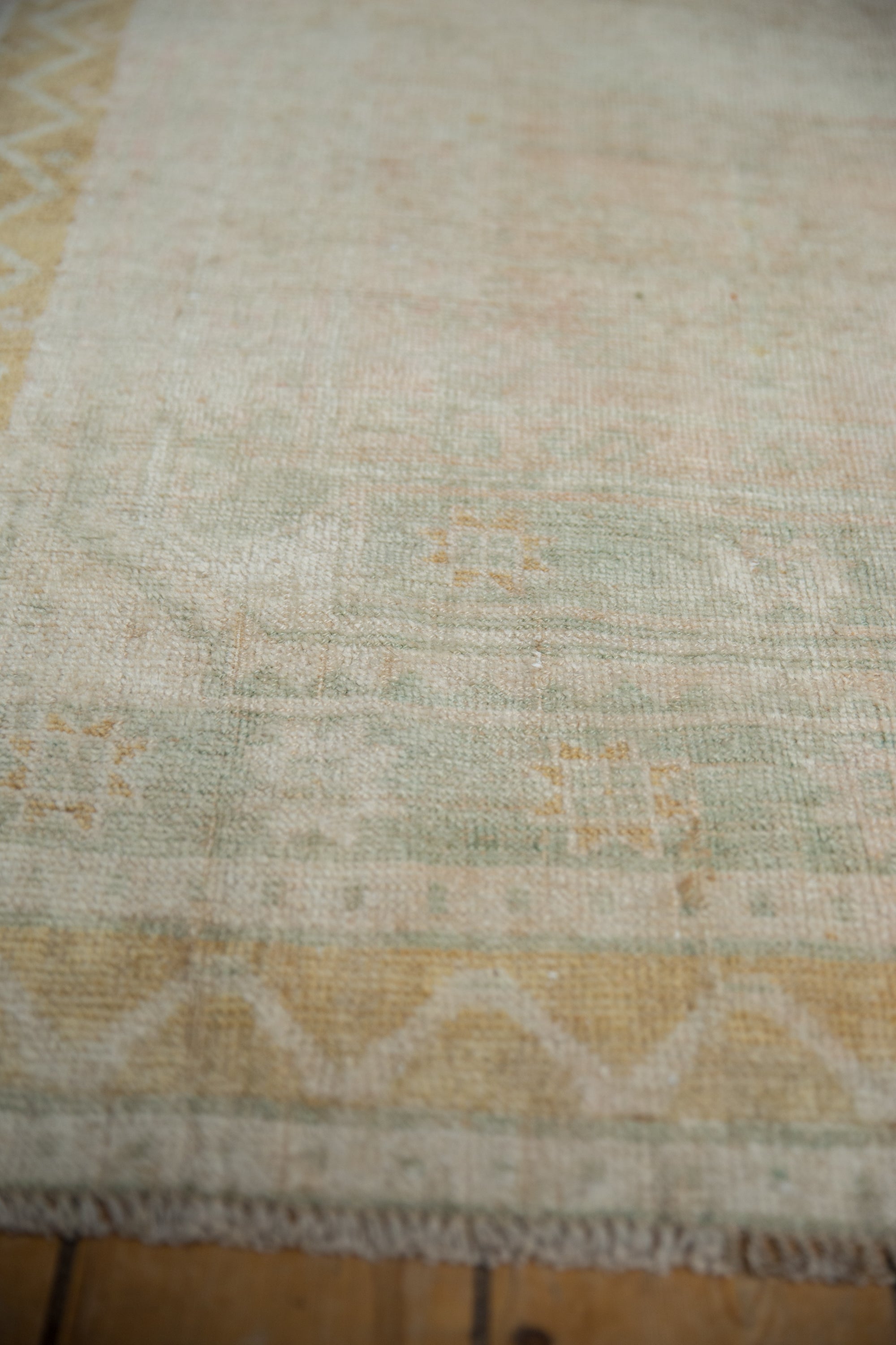 3.5x9.5 Vintage Distressed Oushak Rug Runner