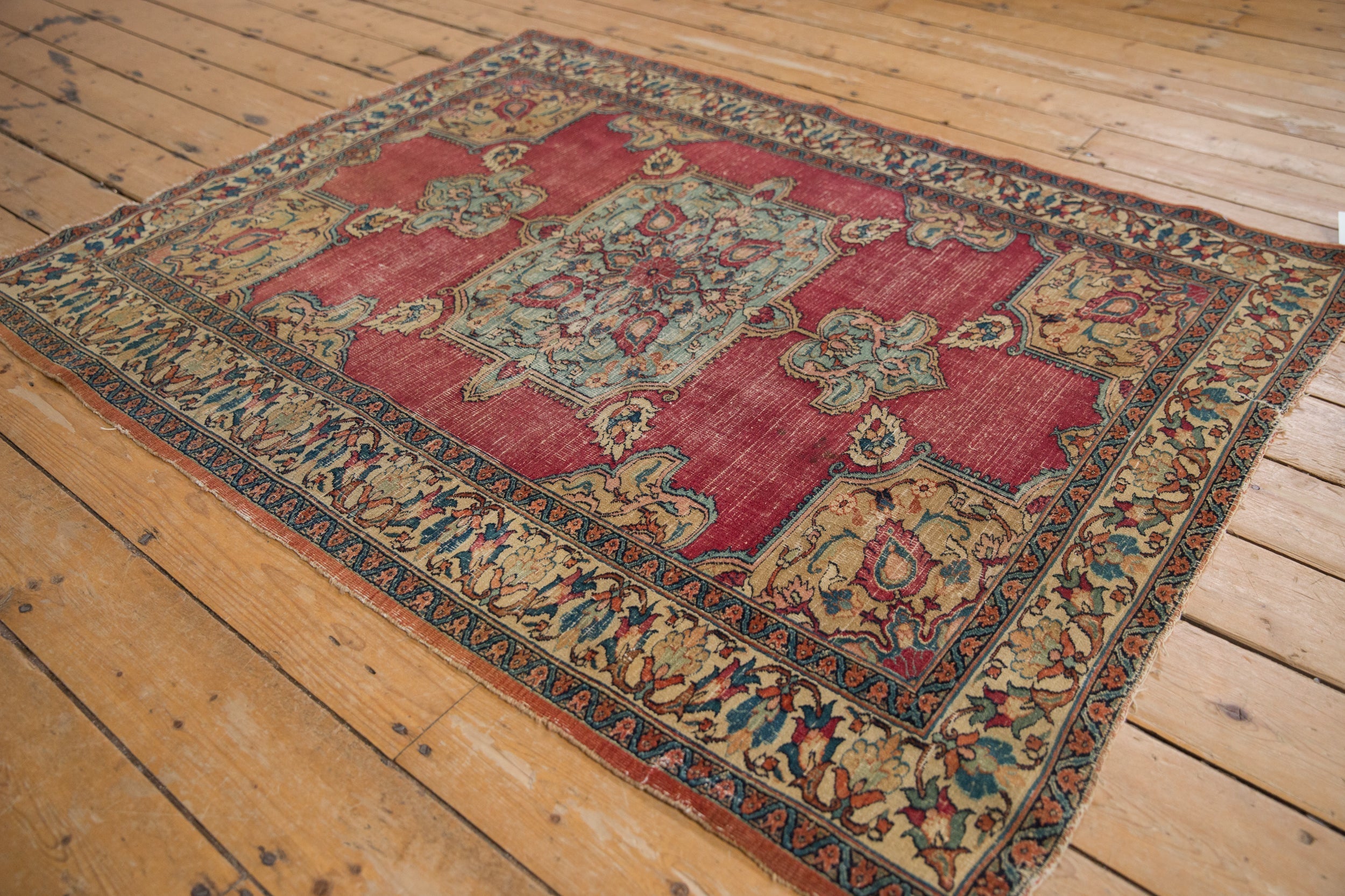 4x5.5 Antique Fine Doroksh Rug
