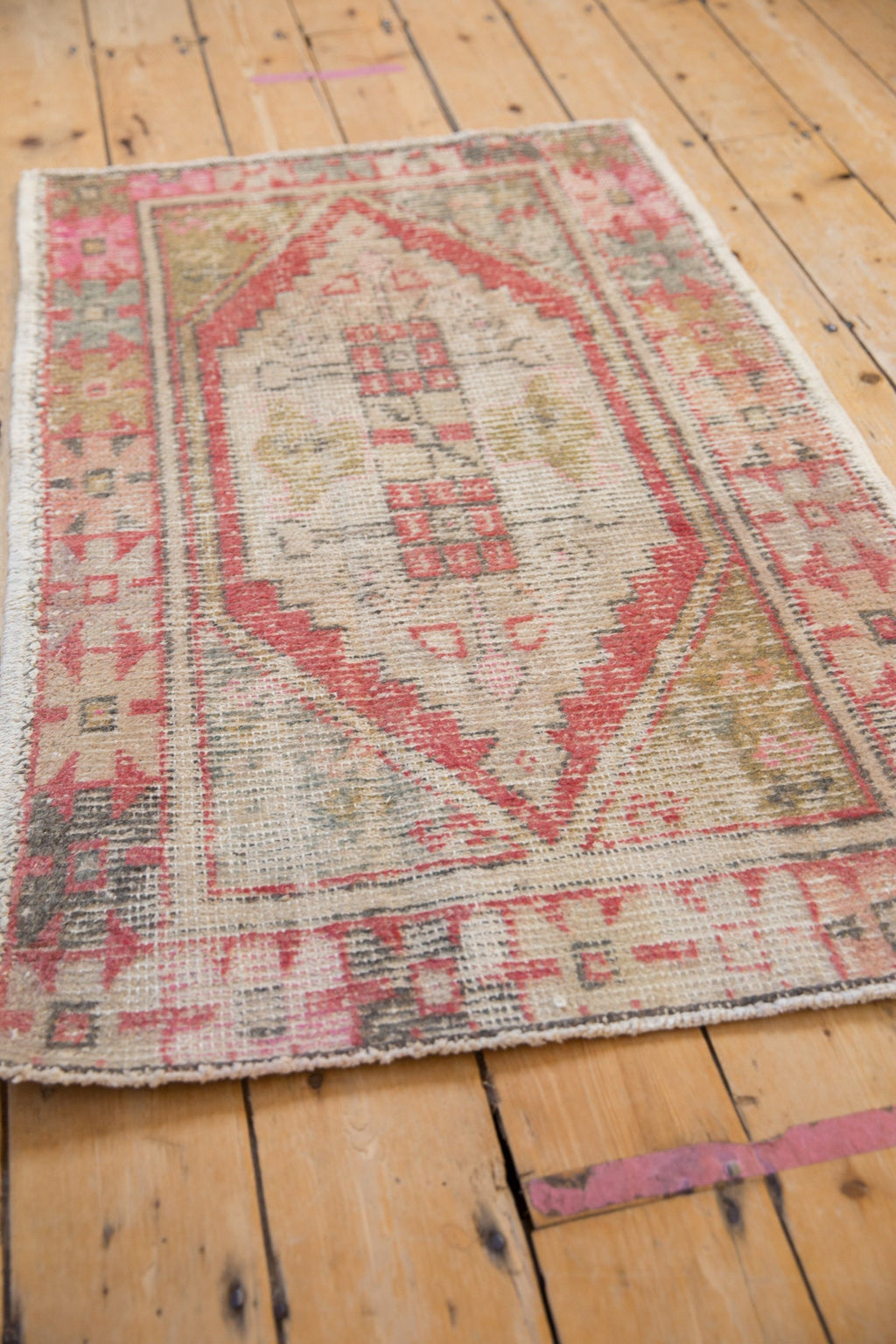 2.5x4 Vintage Distressed Oushak Rug