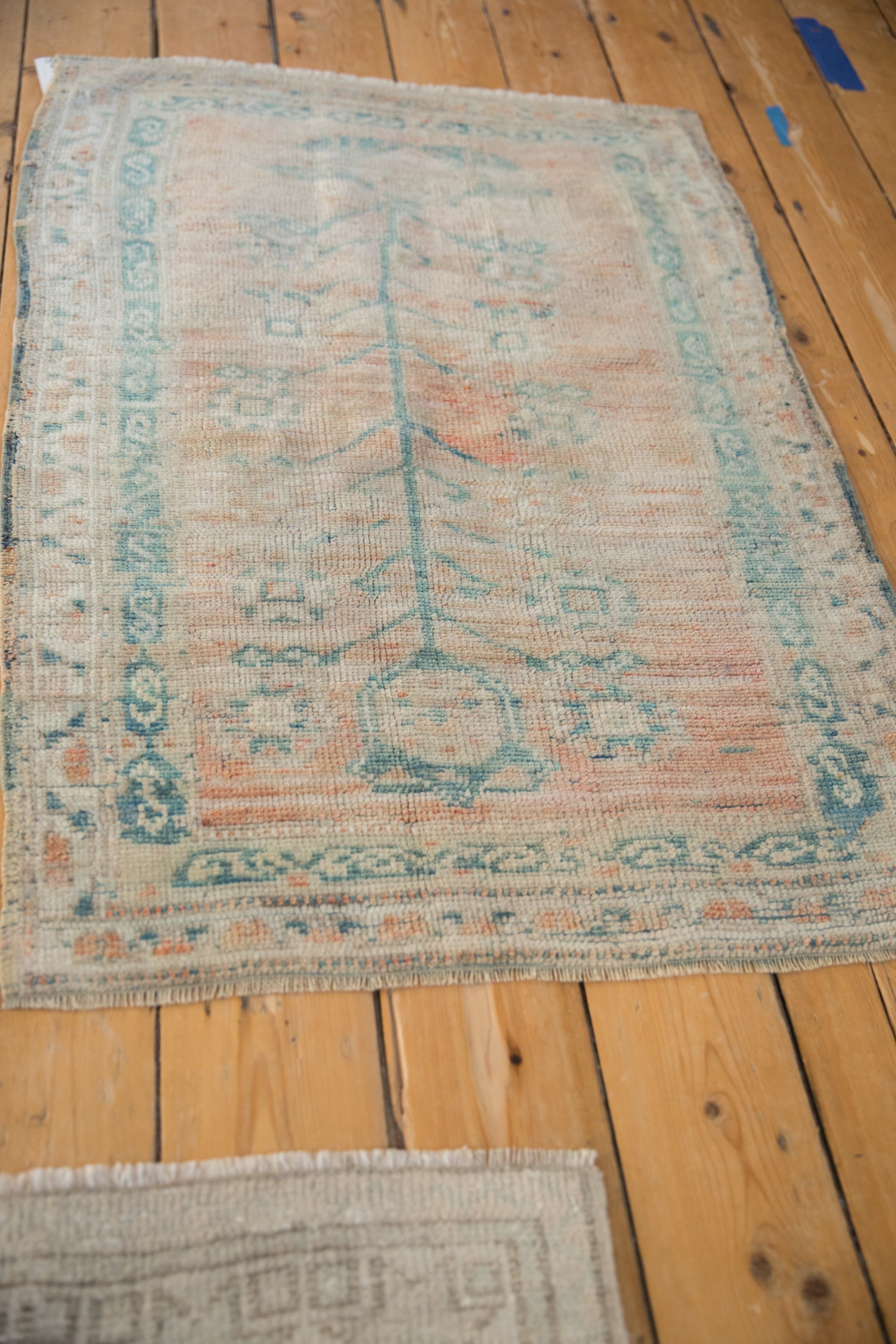 2.5x3.5 Vintage Distressed Oushak Rug