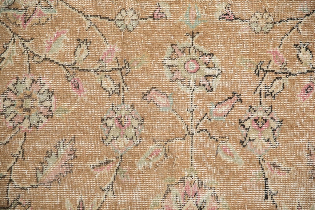 6.5x9.5 Vintage Distressed Sparta Carpet