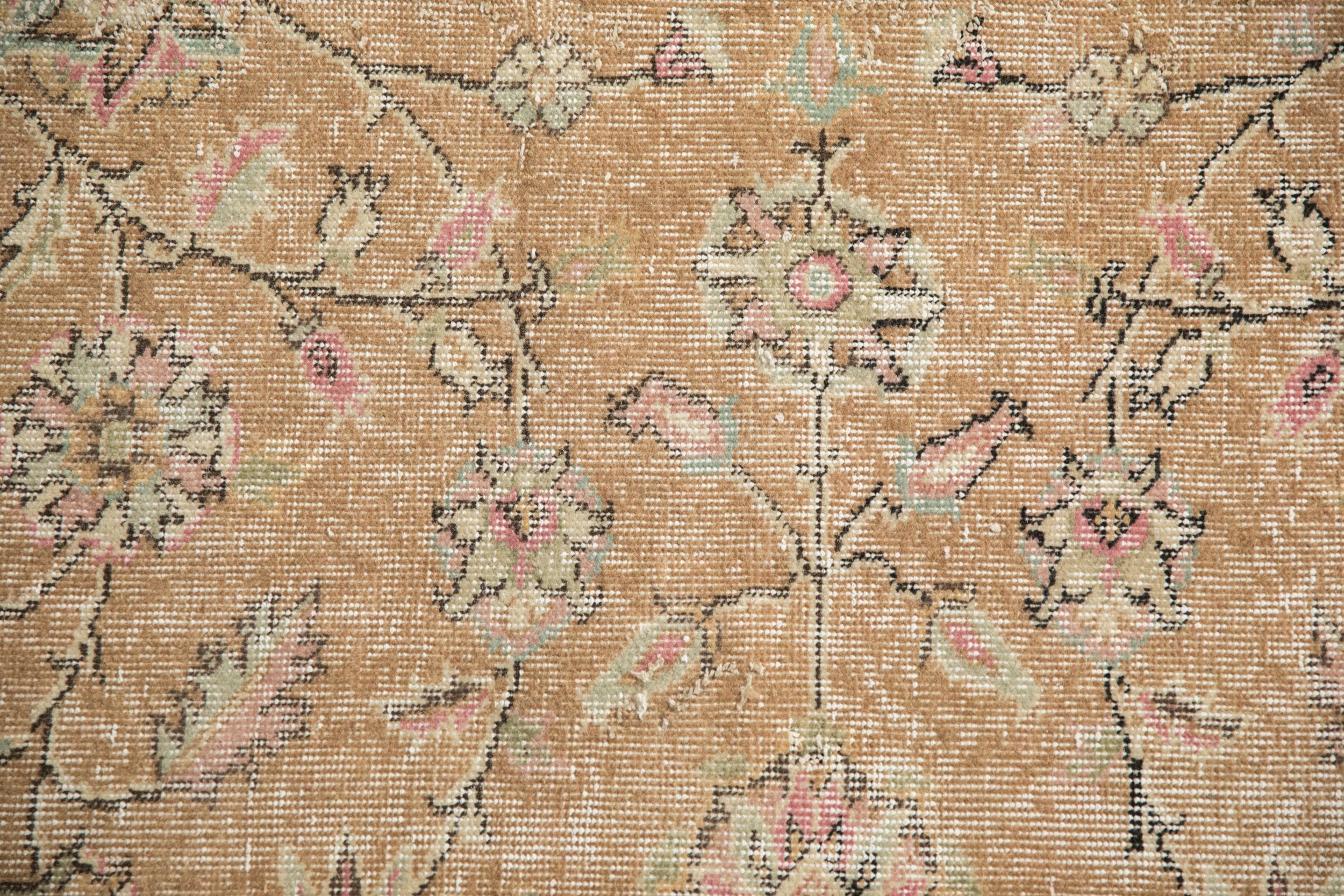 6.5x9.5 Vintage Distressed Sparta Carpet