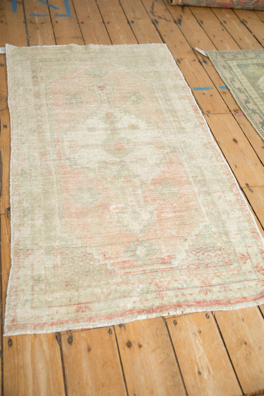 2.5x4.5 Vintage Distressed Oushak Rug