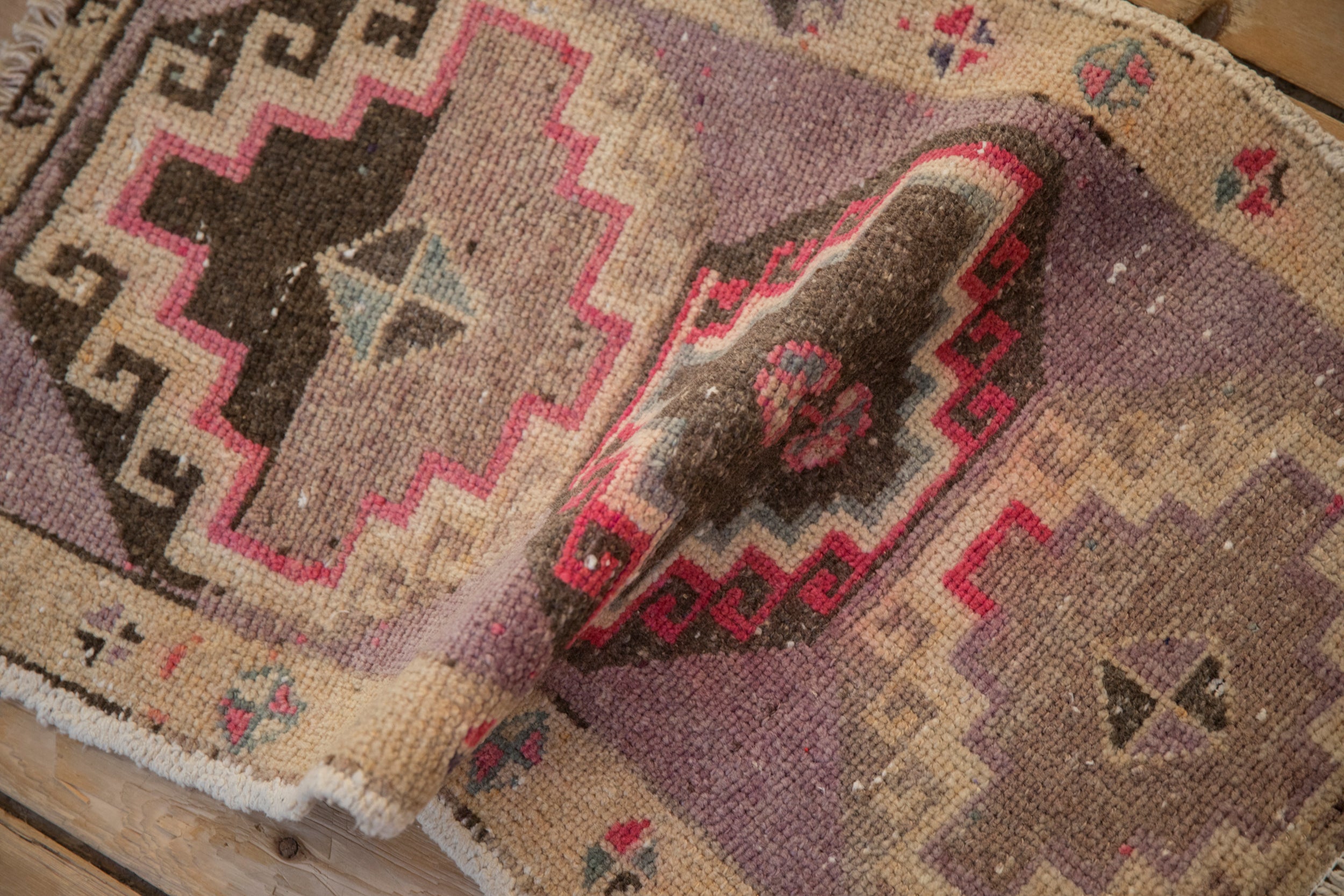 1.5x2.5 Vintage Distressed Kars Rug Mat