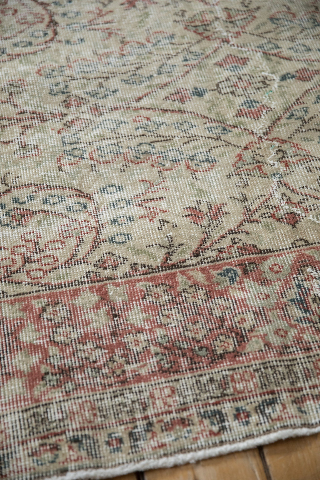 5x8 Vintage Distressed Sparta Carpet