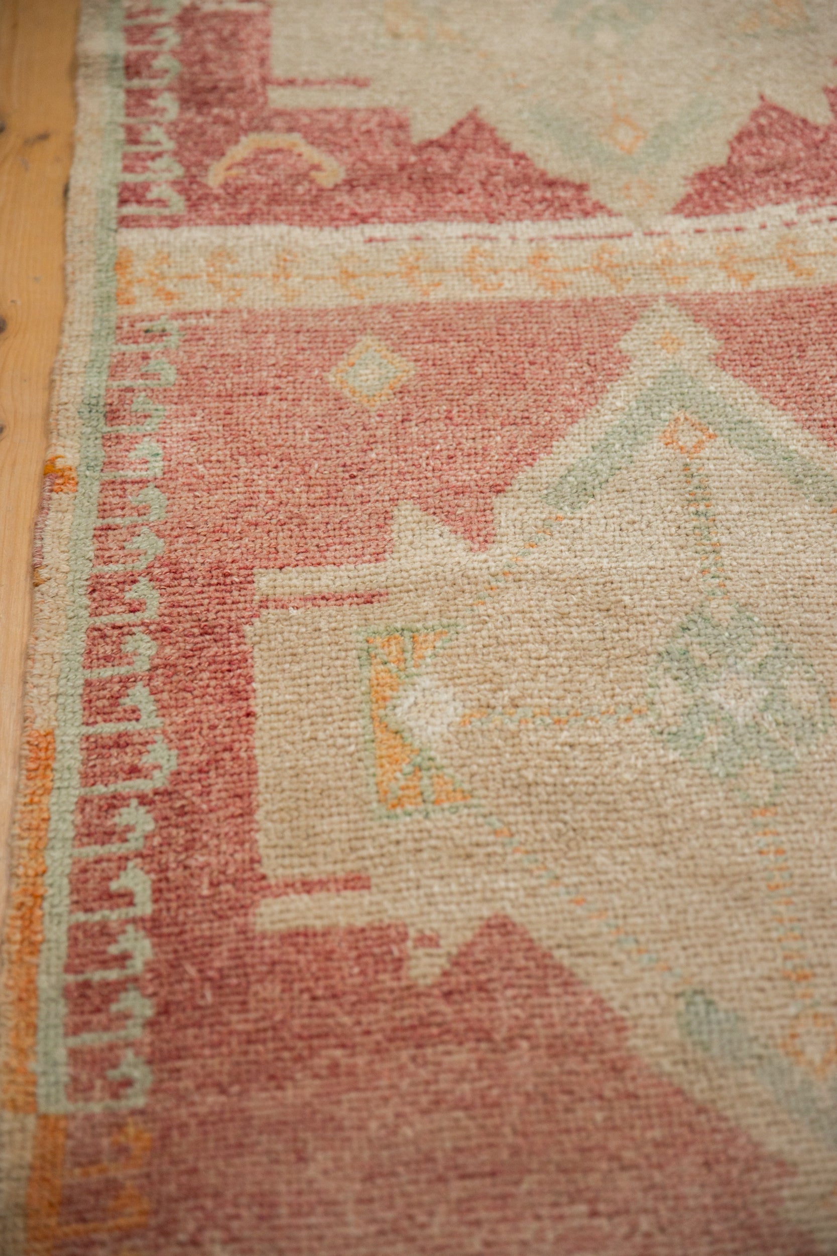 2.5x5 Vintage Distressed Kars Rug Runner