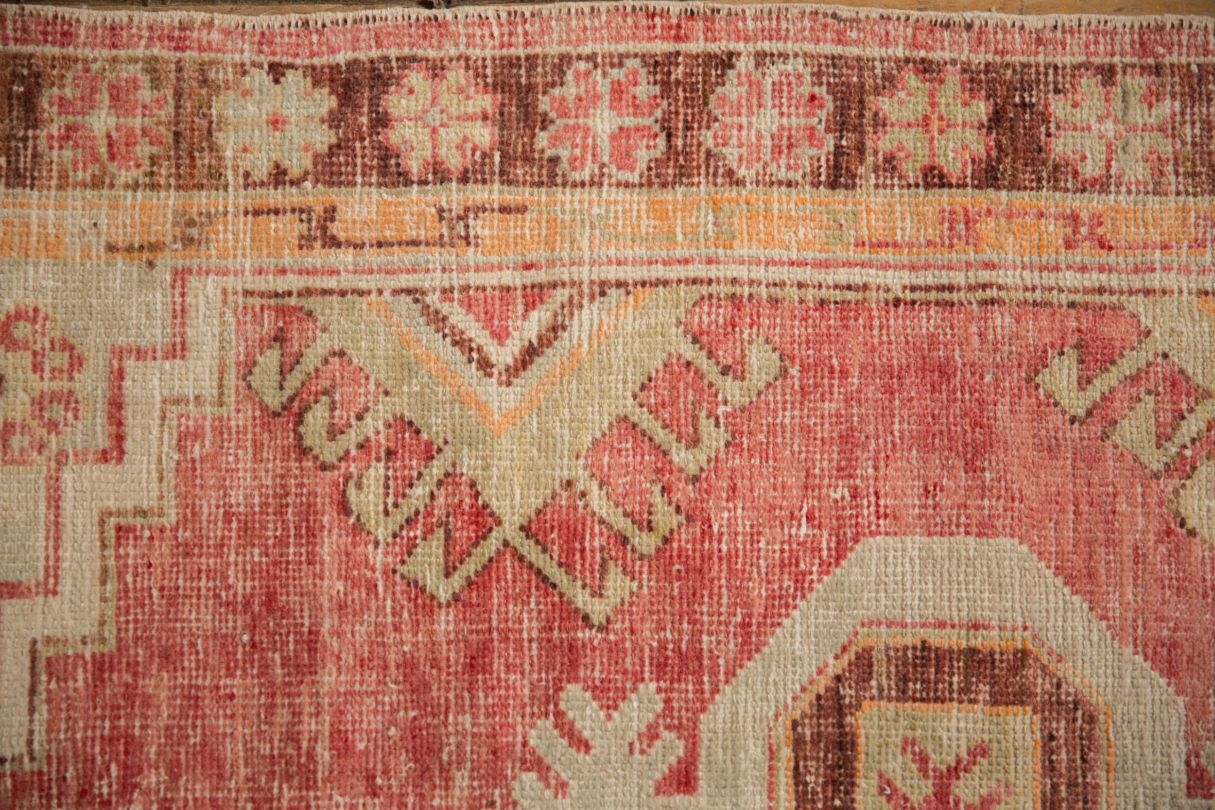 2.5x4.5 Vintage Distressed Oushak Rug