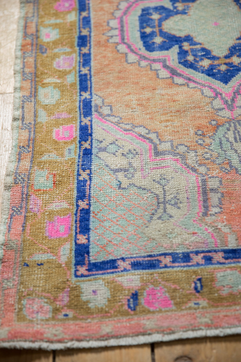 2.5x4.5 Vintage Distressed Oushak Rug