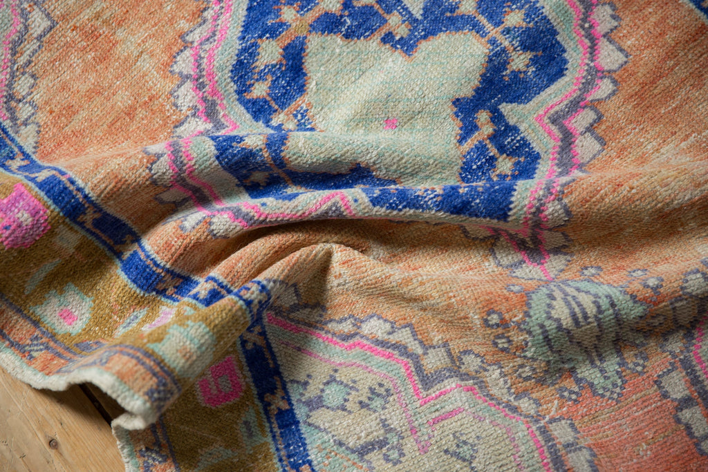 2.5x4.5 Vintage Distressed Oushak Rug