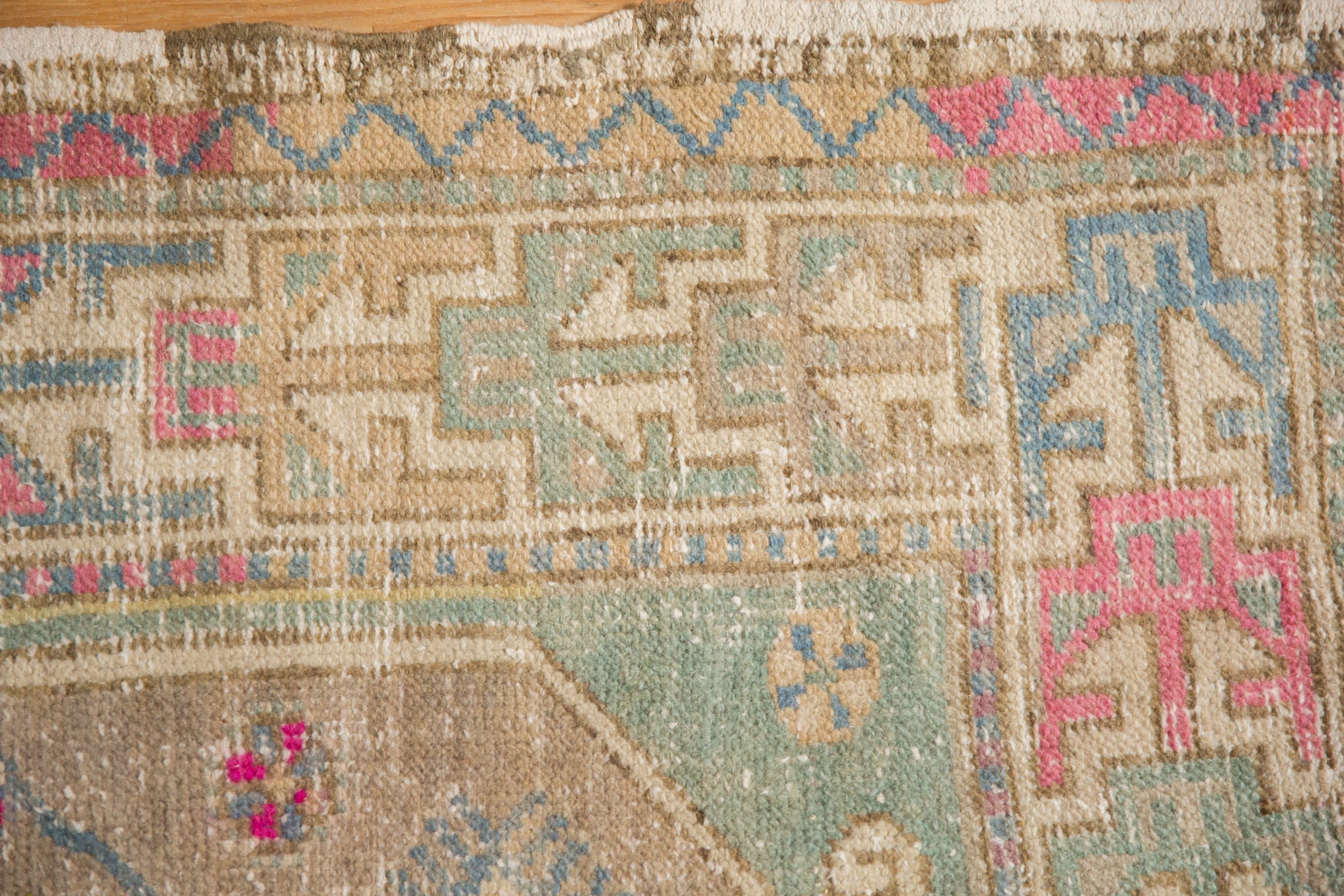 2.5x4.5 Vintage Distressed Oushak Rug