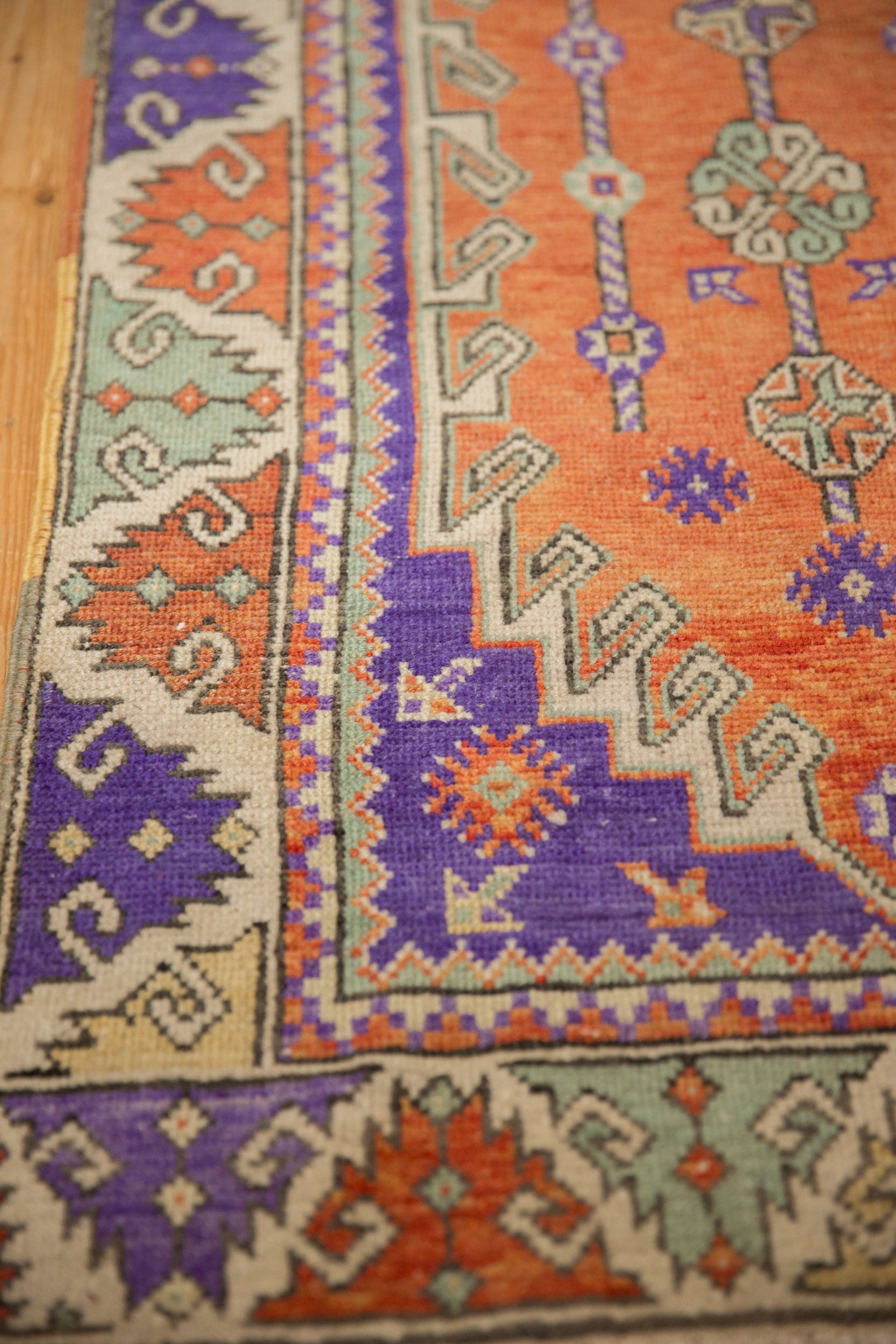 2.5x4 Vintage Distressed Oushak Rug