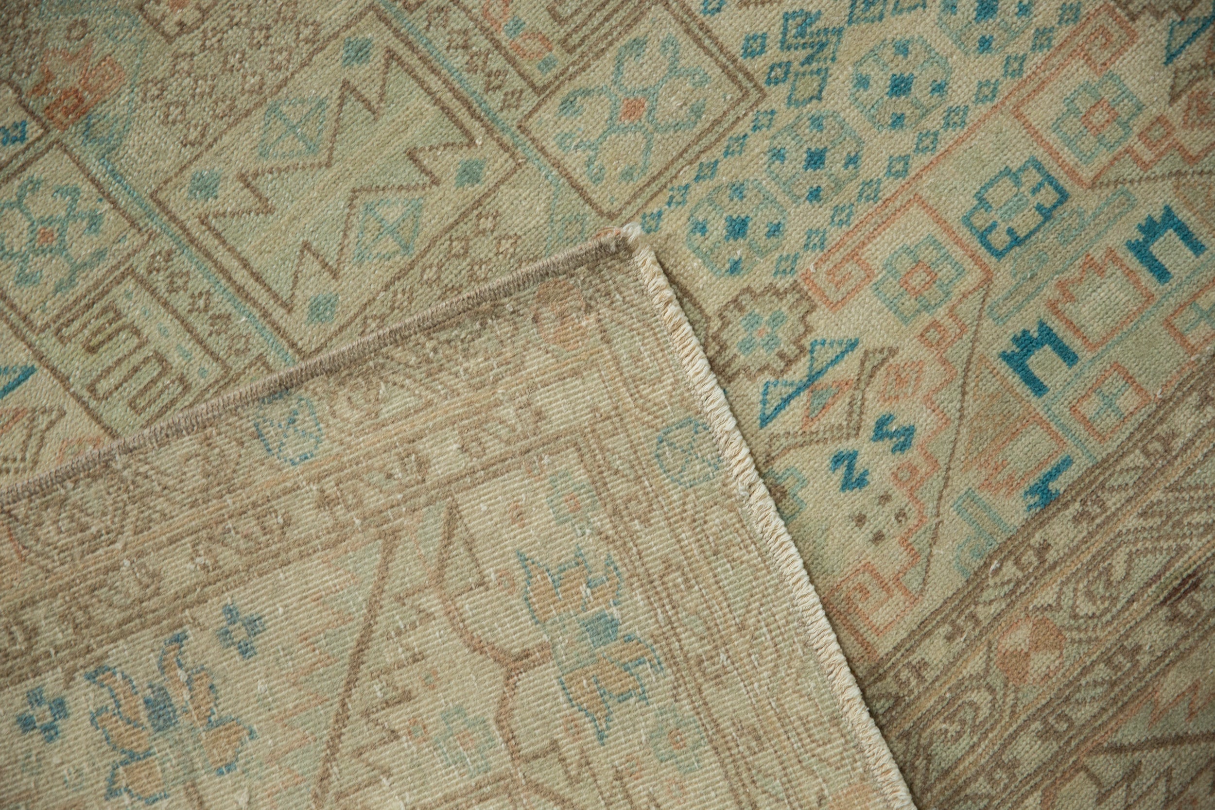 6.5x9.5 Vintage Distressed Sparta Carpet