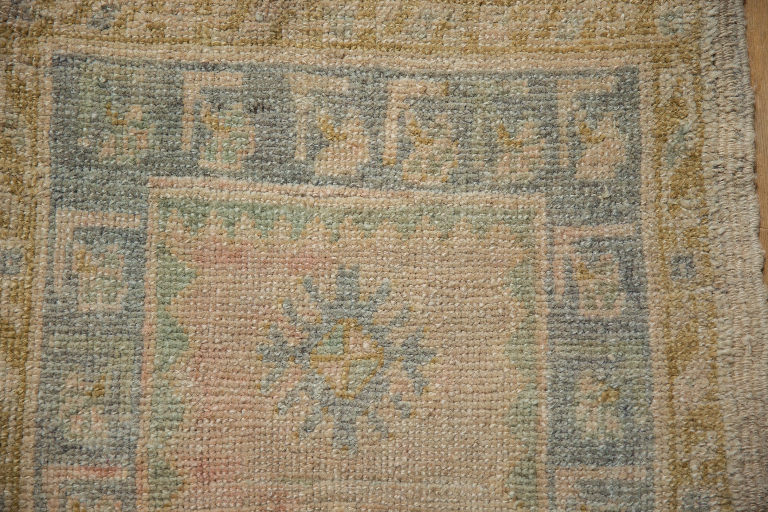 1.5x3 Vintage Distressed Oushak Rug Mat