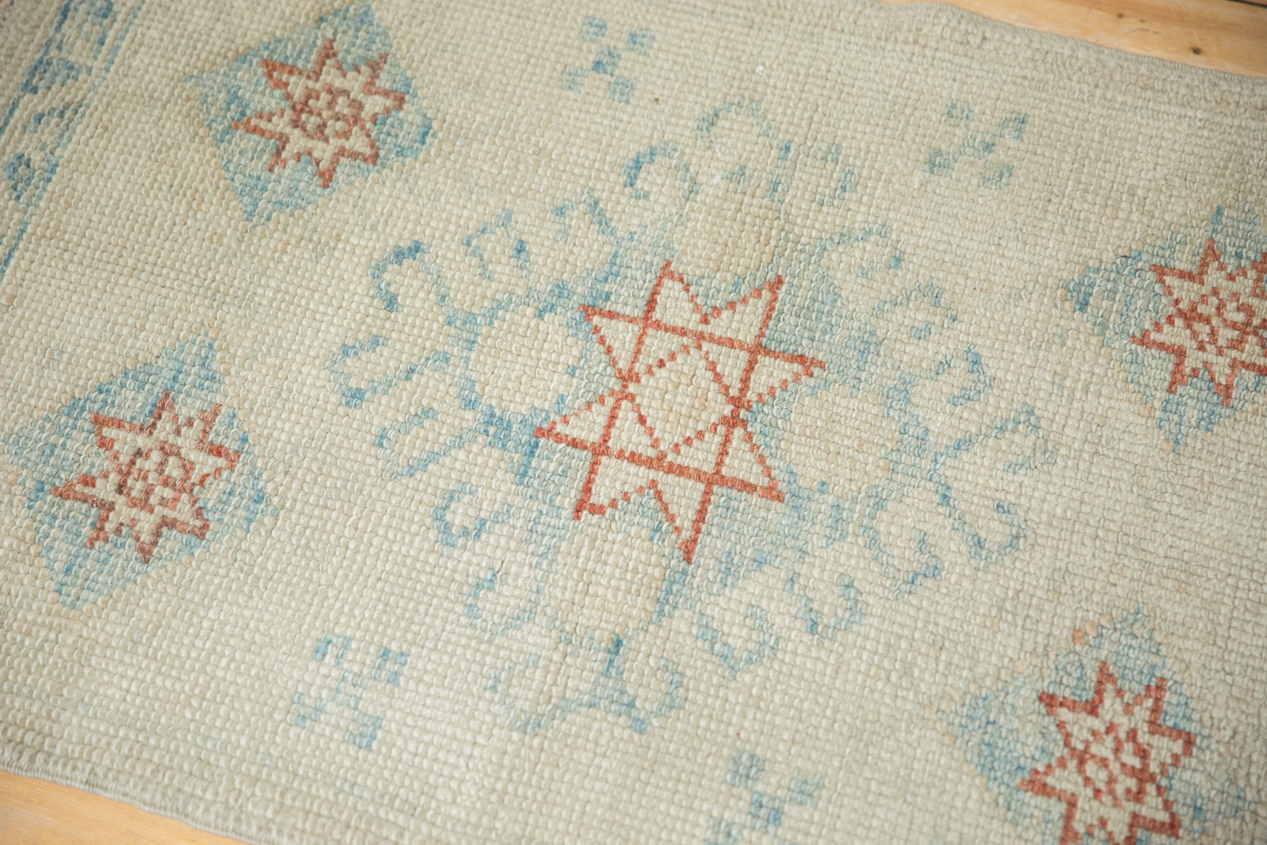 2x3.5 Distressed Oushak Rug