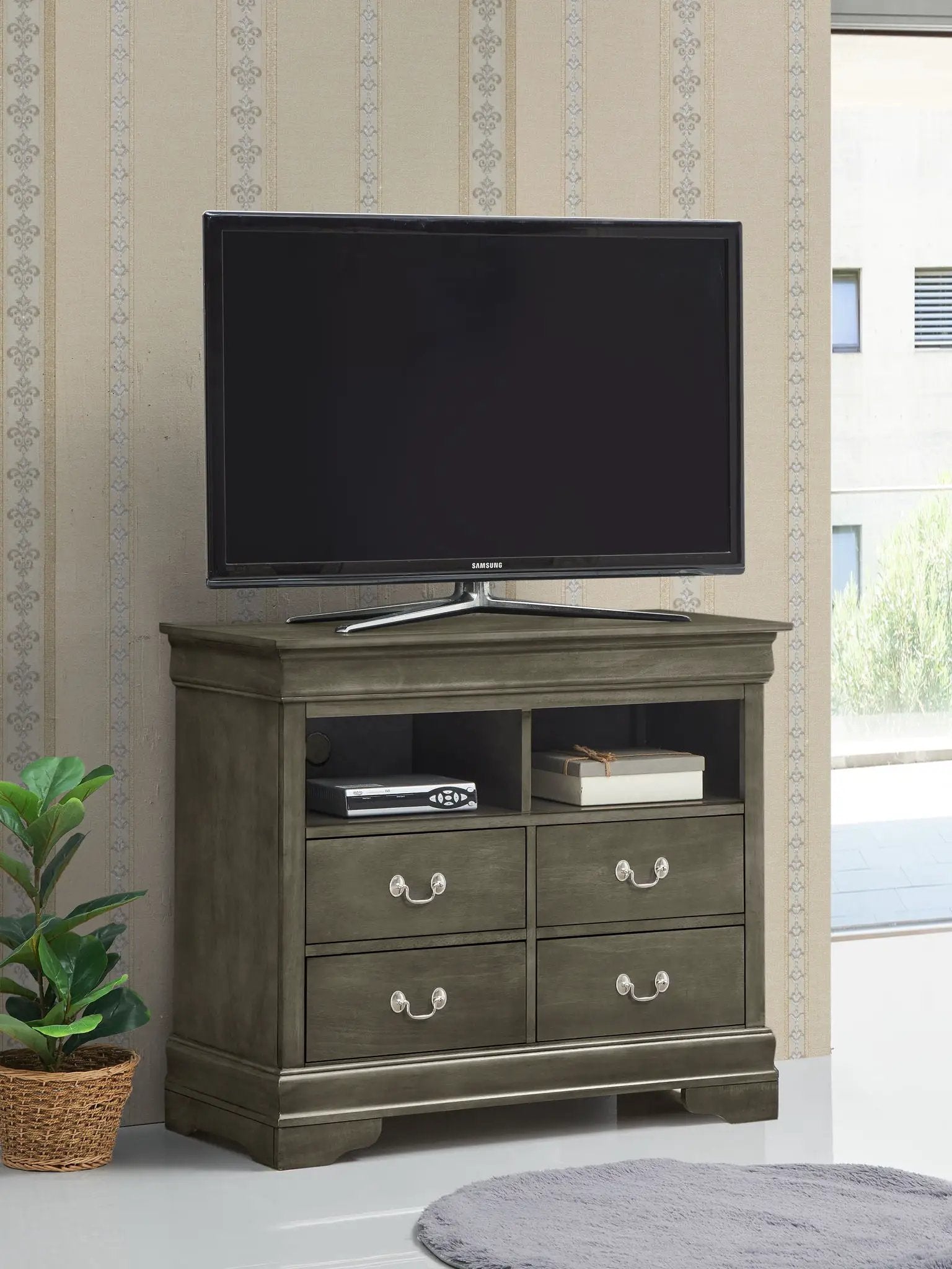 Louis Phillipe - Media Storage Unit Timeless