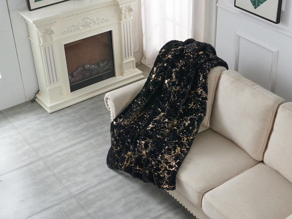 Luxury Chinchilla Faux Fur Gilded Black Throw Blanket (60' x 80')