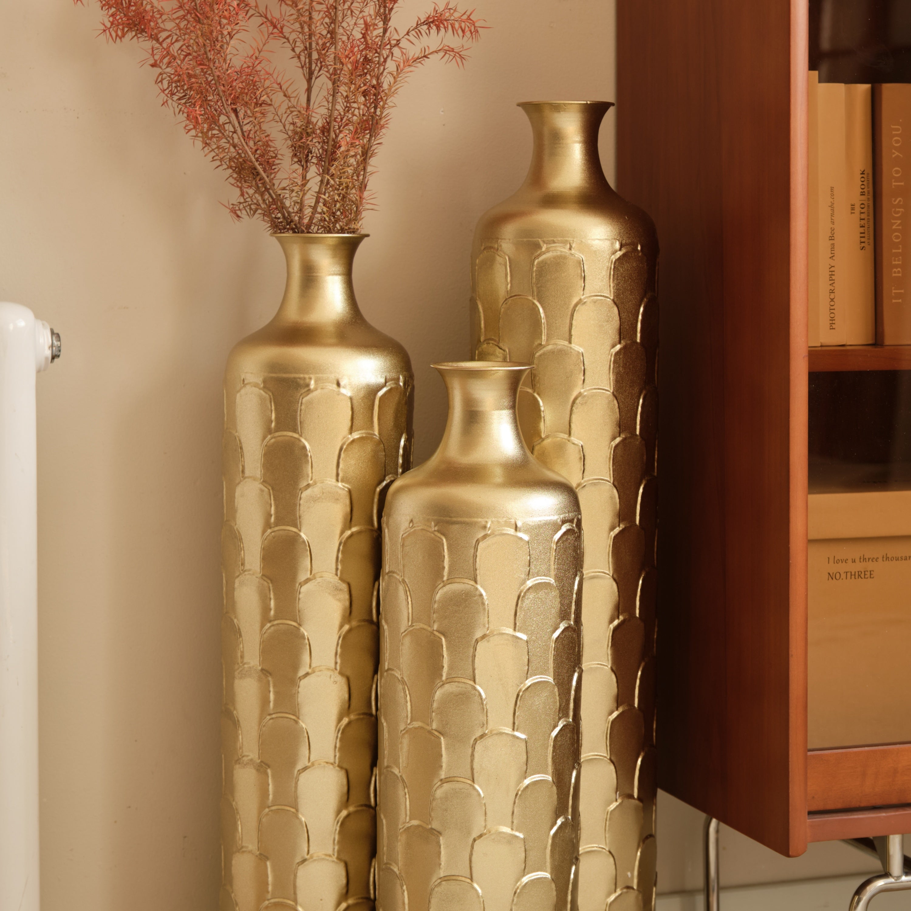 Floor Metal Vases Decorated White Metal Vases Set of 3 Gorgeous Home Decoration Large Glazed Metal Vases 25.2in/29.33in/34.25in Height