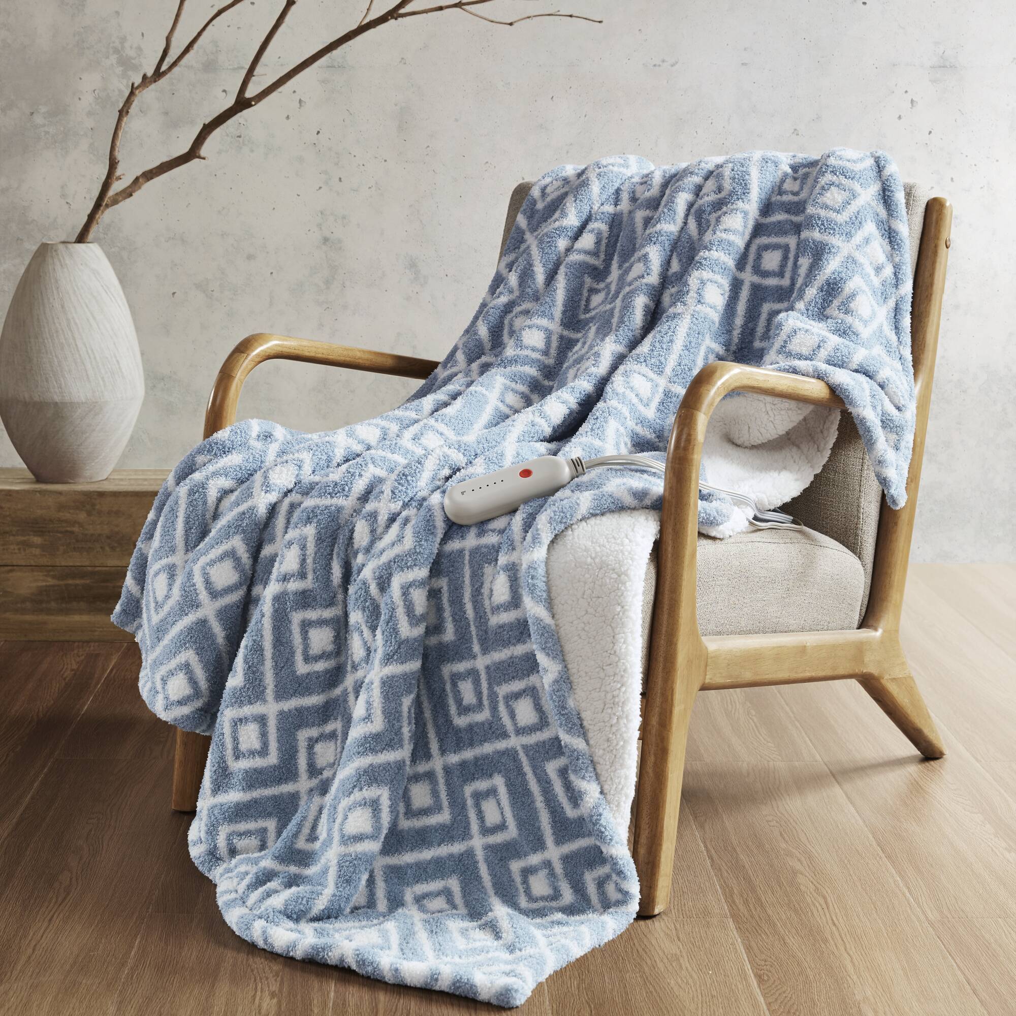 1 PCS 50x60' Dream Soft Heated Throw Blue Geo