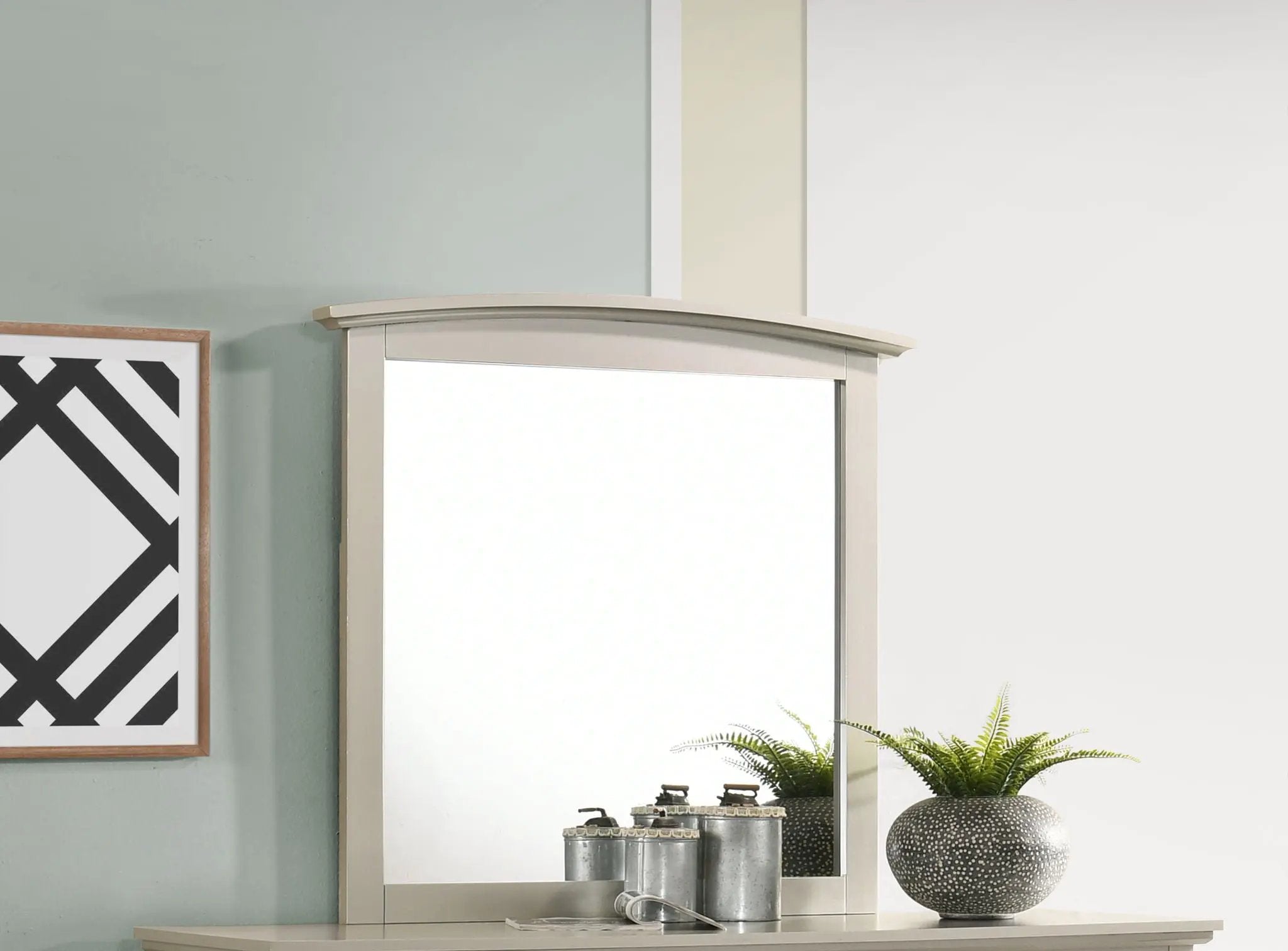 Modern Farmhouse Design Elegant Wall Mirror