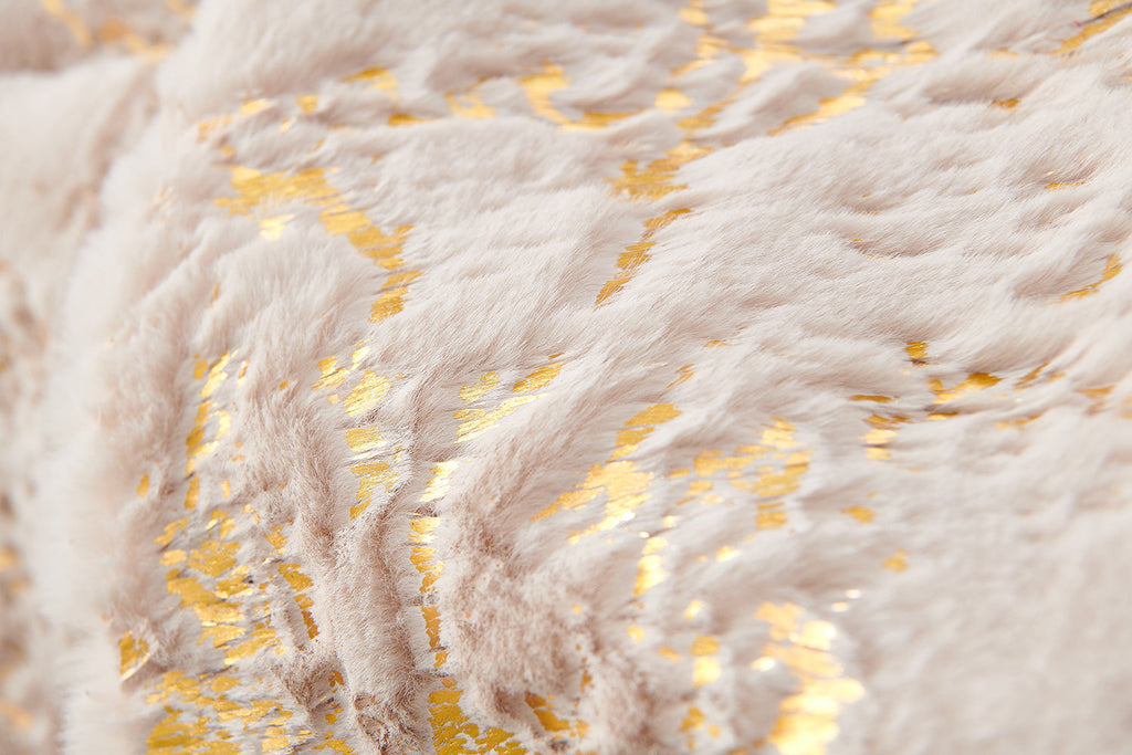 Luxury Chinchilla Faux Fur Gilded Beige Throw Blanket (60' x 80')