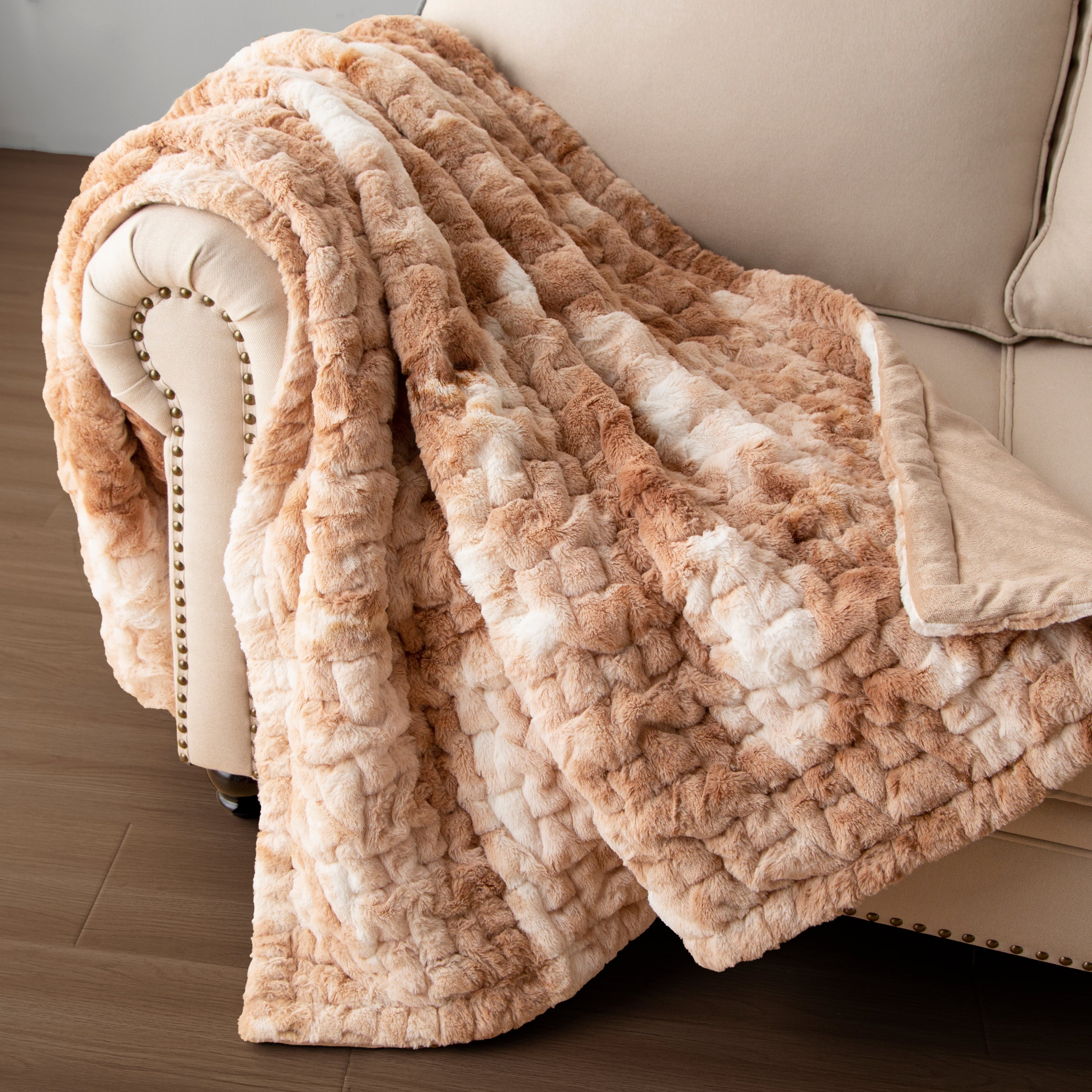 50x60' Faux Fur Throw