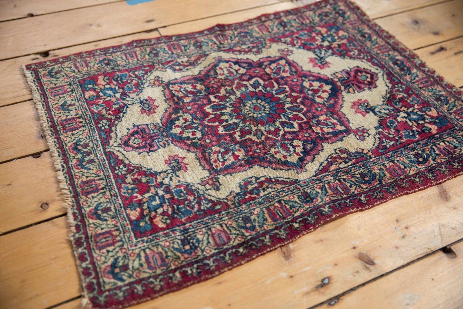 2x2.5 Antique Kermanshah Square Rug Mat
