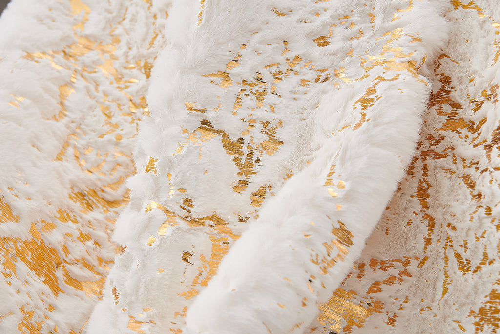 Luxury Chinchilla Faux Fur Gilded White Throw Blanket (60' x 80')