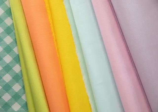 Quilt Kit Spring Tulip Table Runner with assorted pastel fabrics