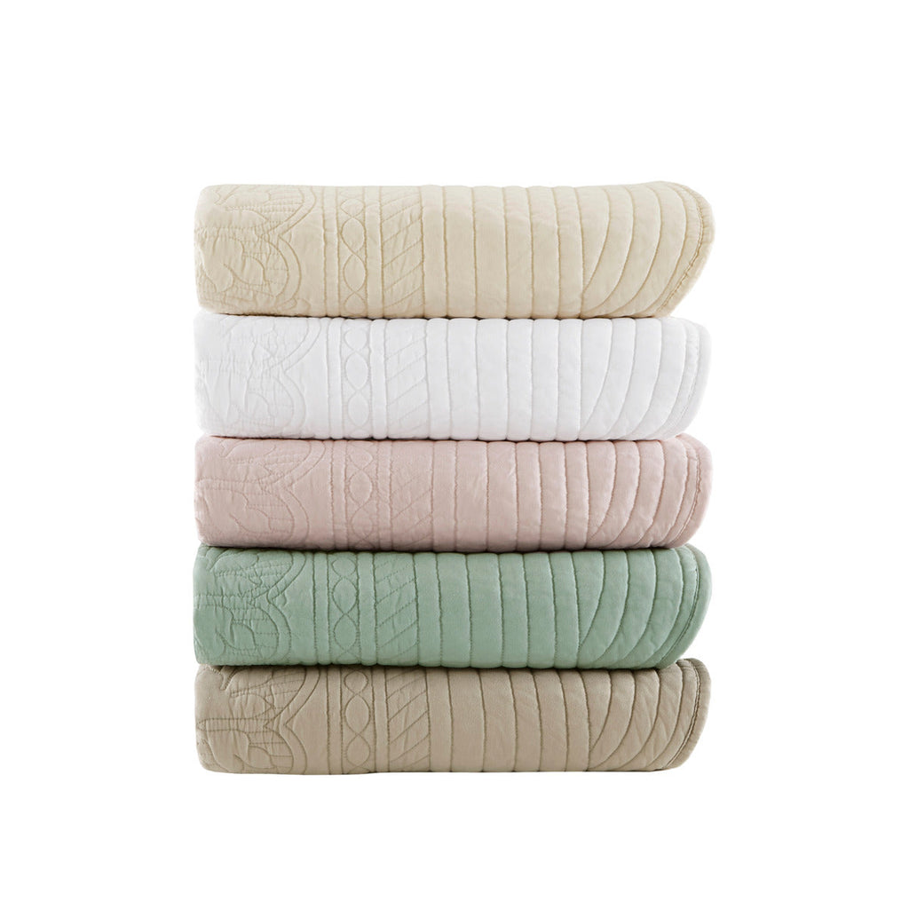 Oversized Quilted Throw with Scalloped Edges White 60x72'