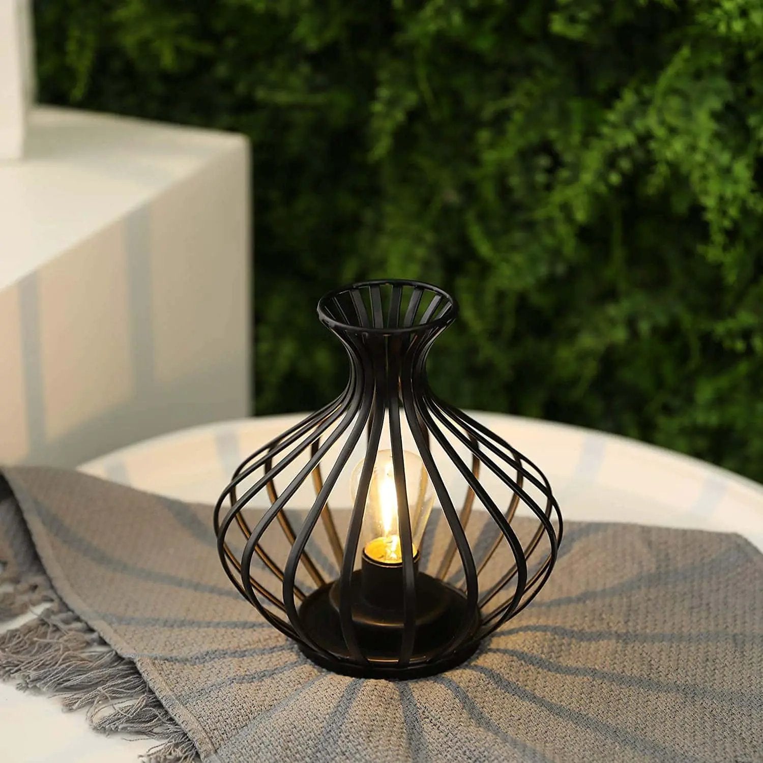 JHY DESIGN 7.5-inch wireless LED table lamp with black metal cage frame