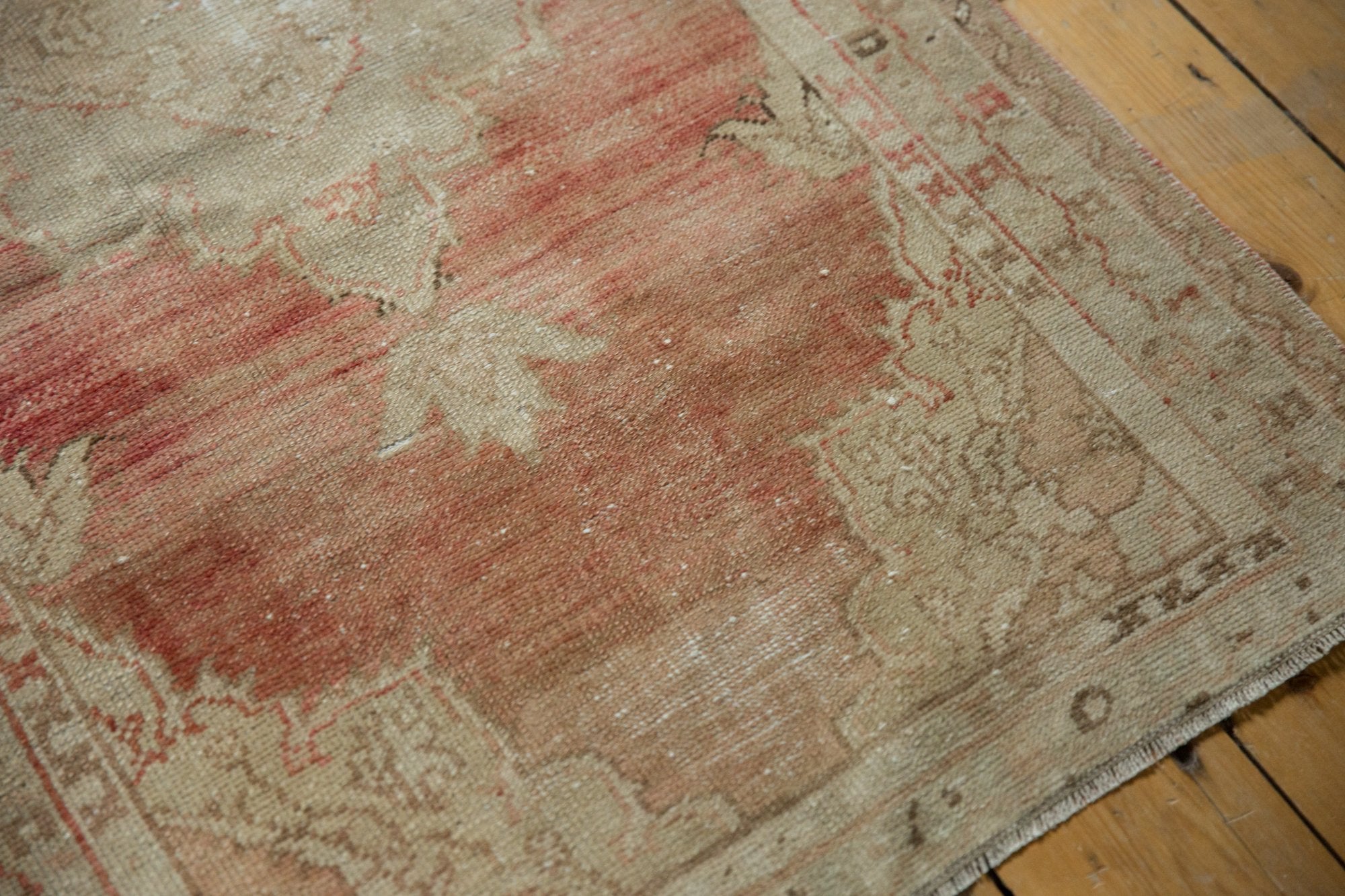 2.5x4.5 Vintage Distressed Oushak Rug