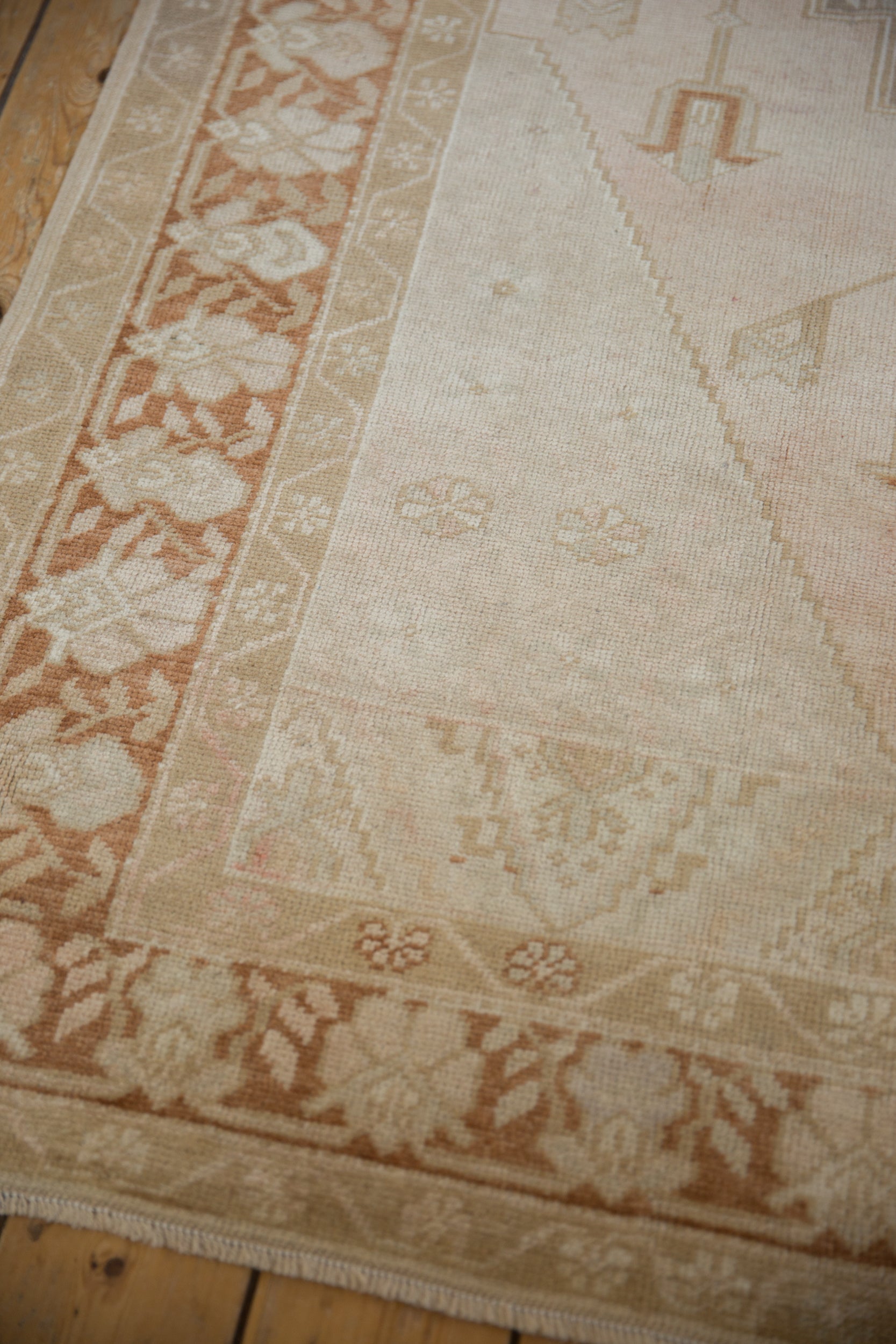 4.5x8.5 Vintage Distressed Oushak Rug
