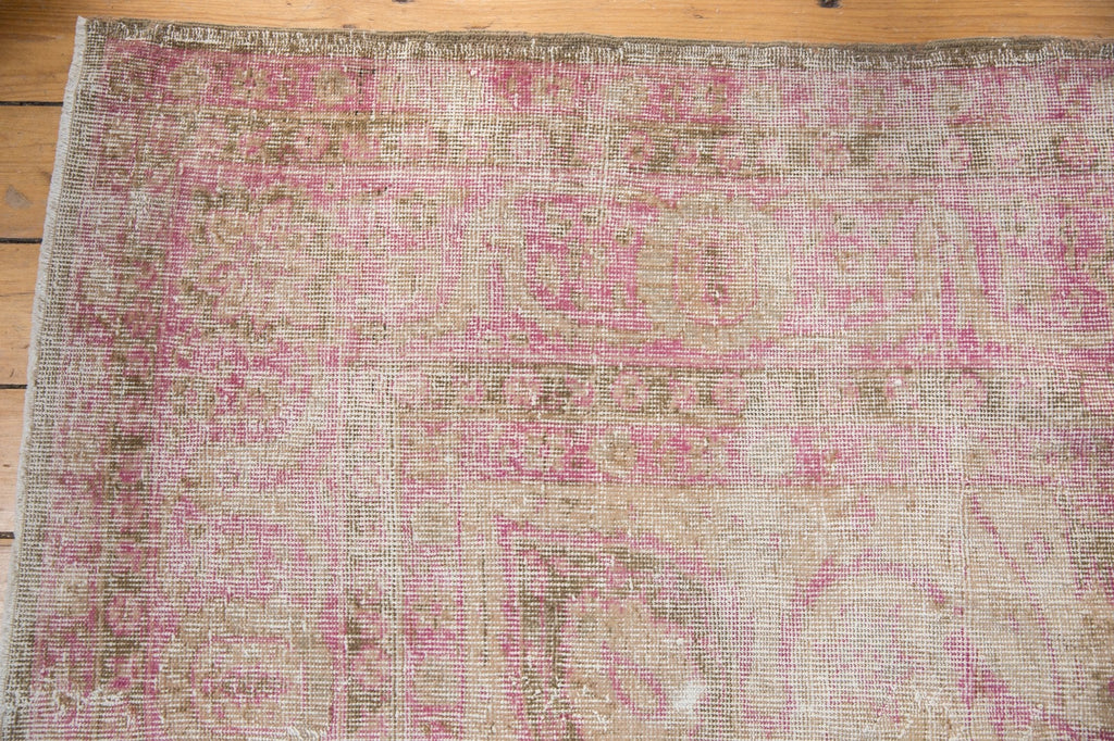 9.5x12.5 Vintage Distressed Sivas Carpet