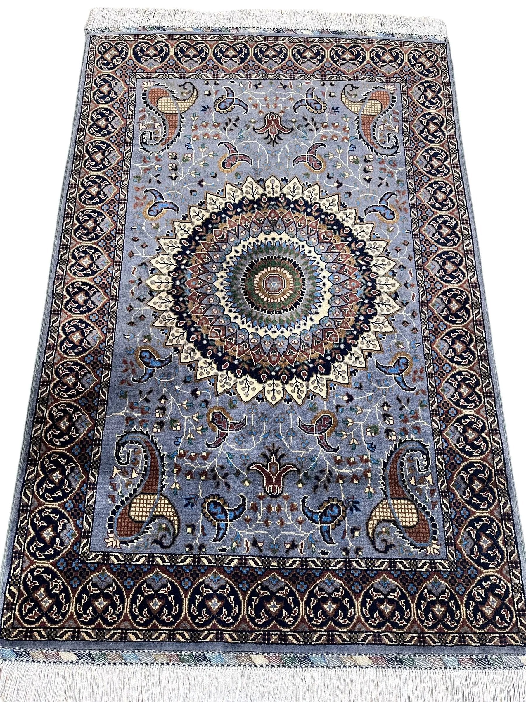 Hand-Knotted Parak Rug – Gray, 40” x 60” | Afghan Wool Rug