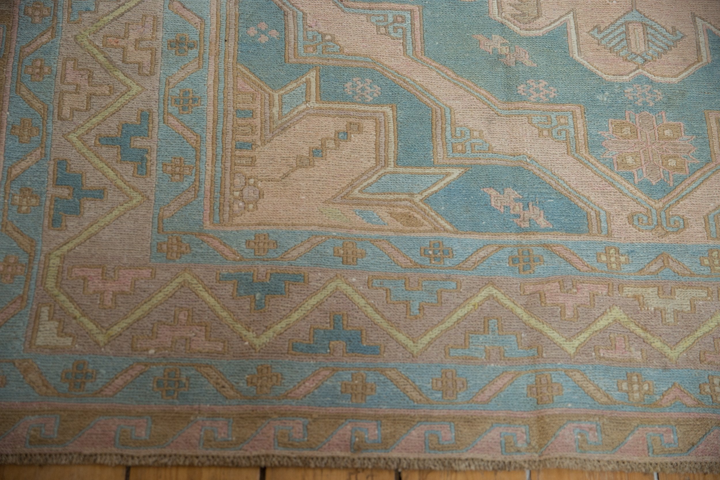 5.5x11.5 Vintage Distressed Soumac Rug Runner