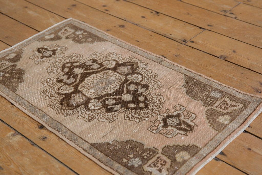 1.5x3 Vintage Distressed Oushak Rug Mat