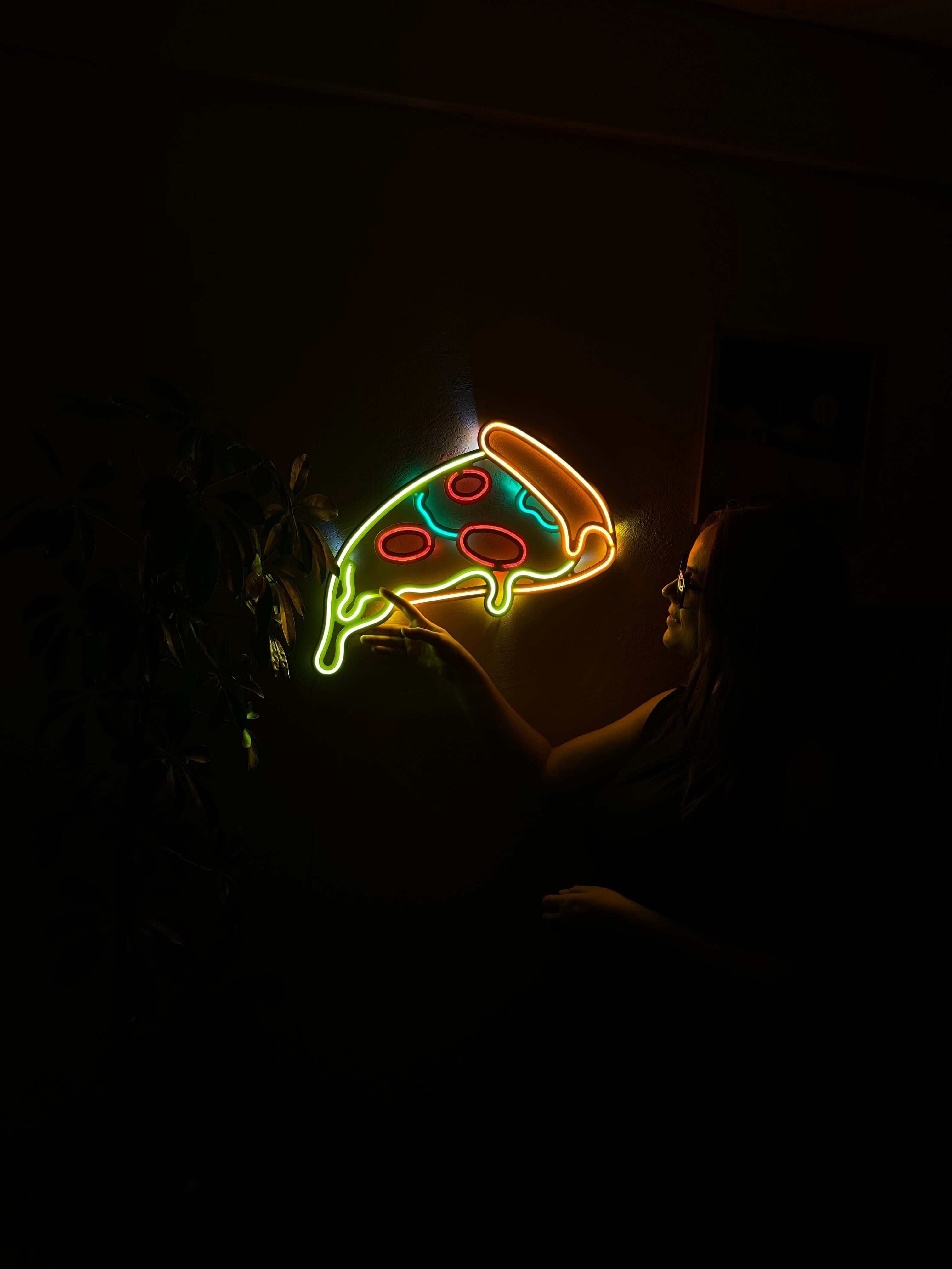 Pizza Neon Metal Sign