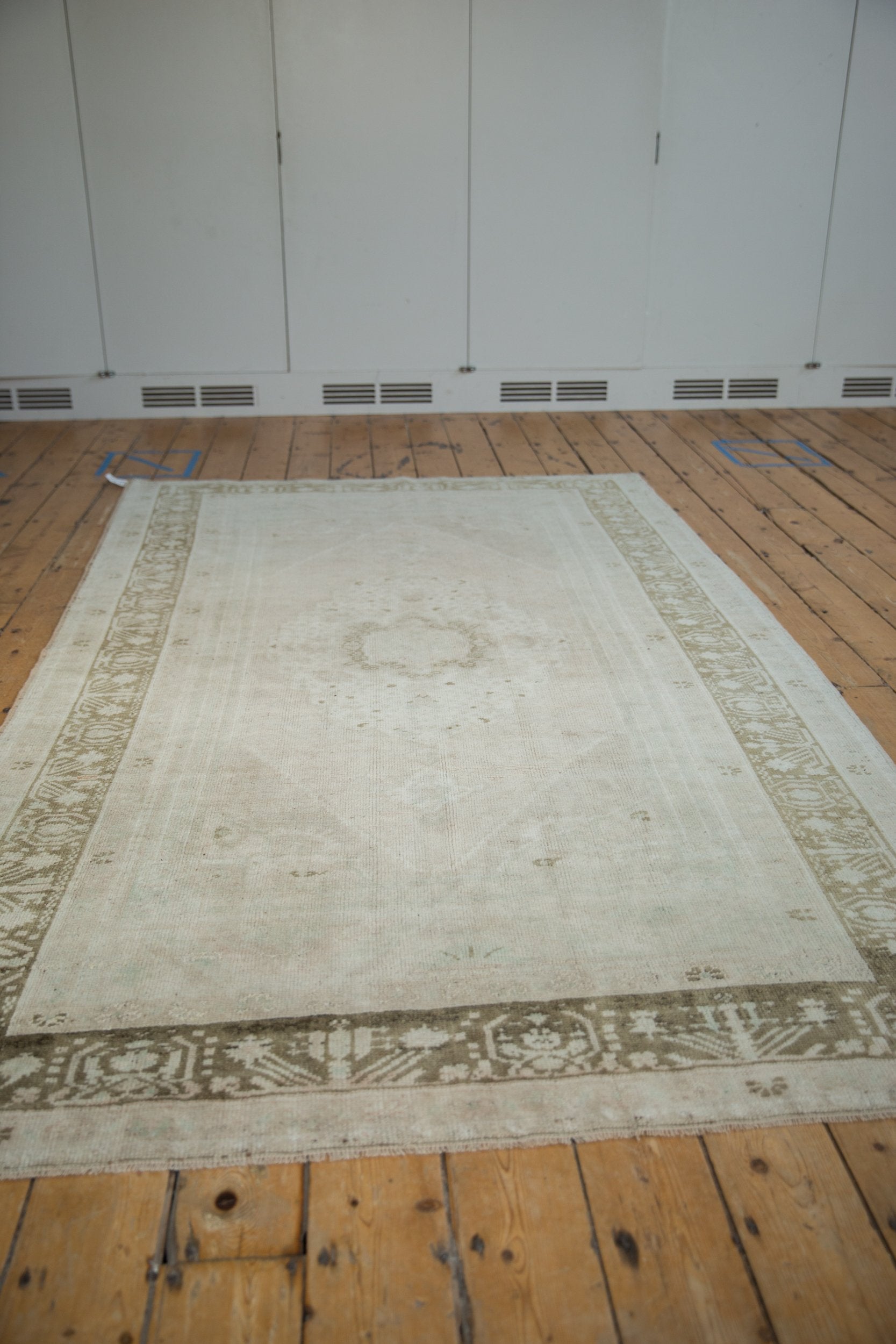 5x9 Vintage Distressed Oushak Carpet