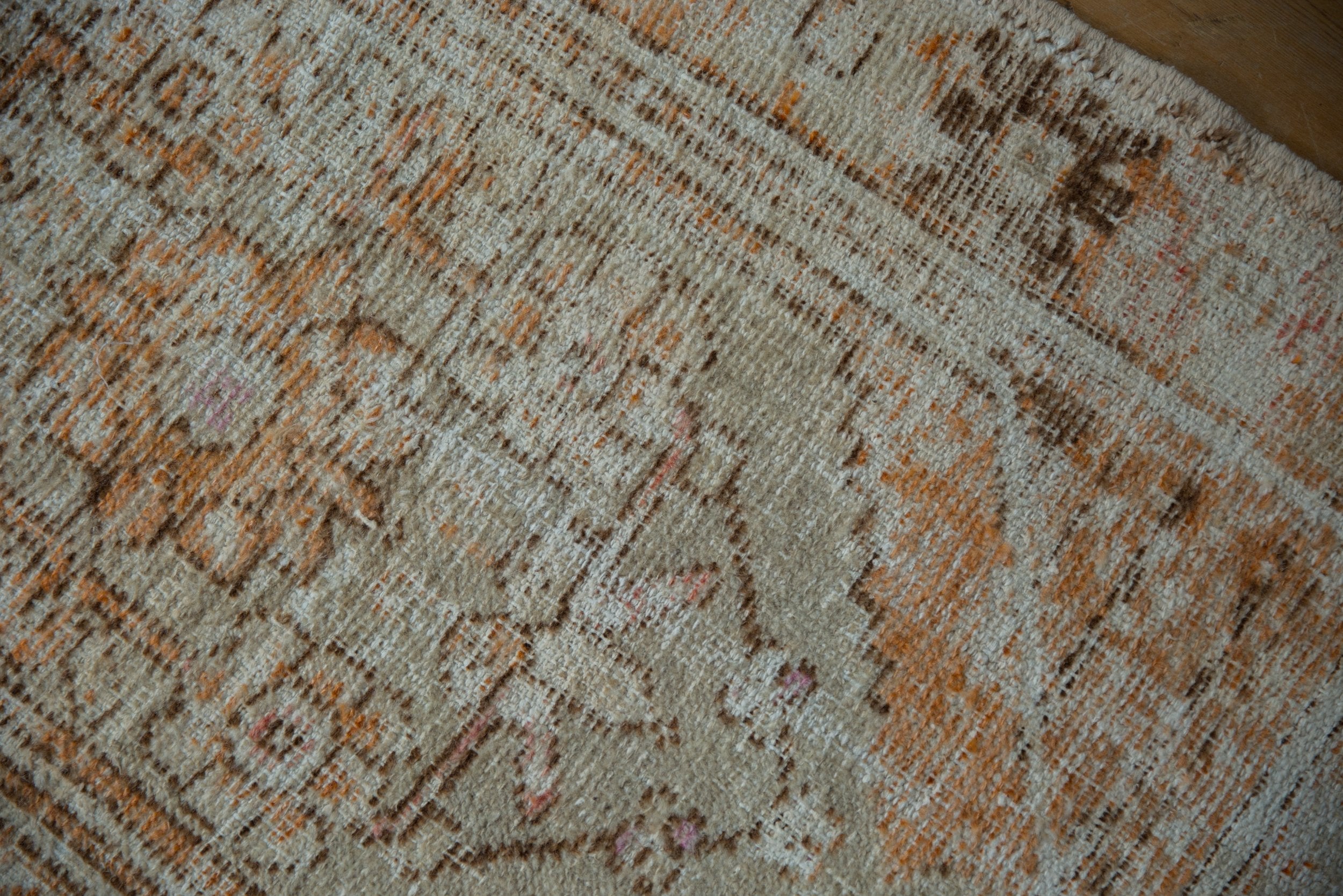 2.5x4 Vintage Distressed Oushak Rug