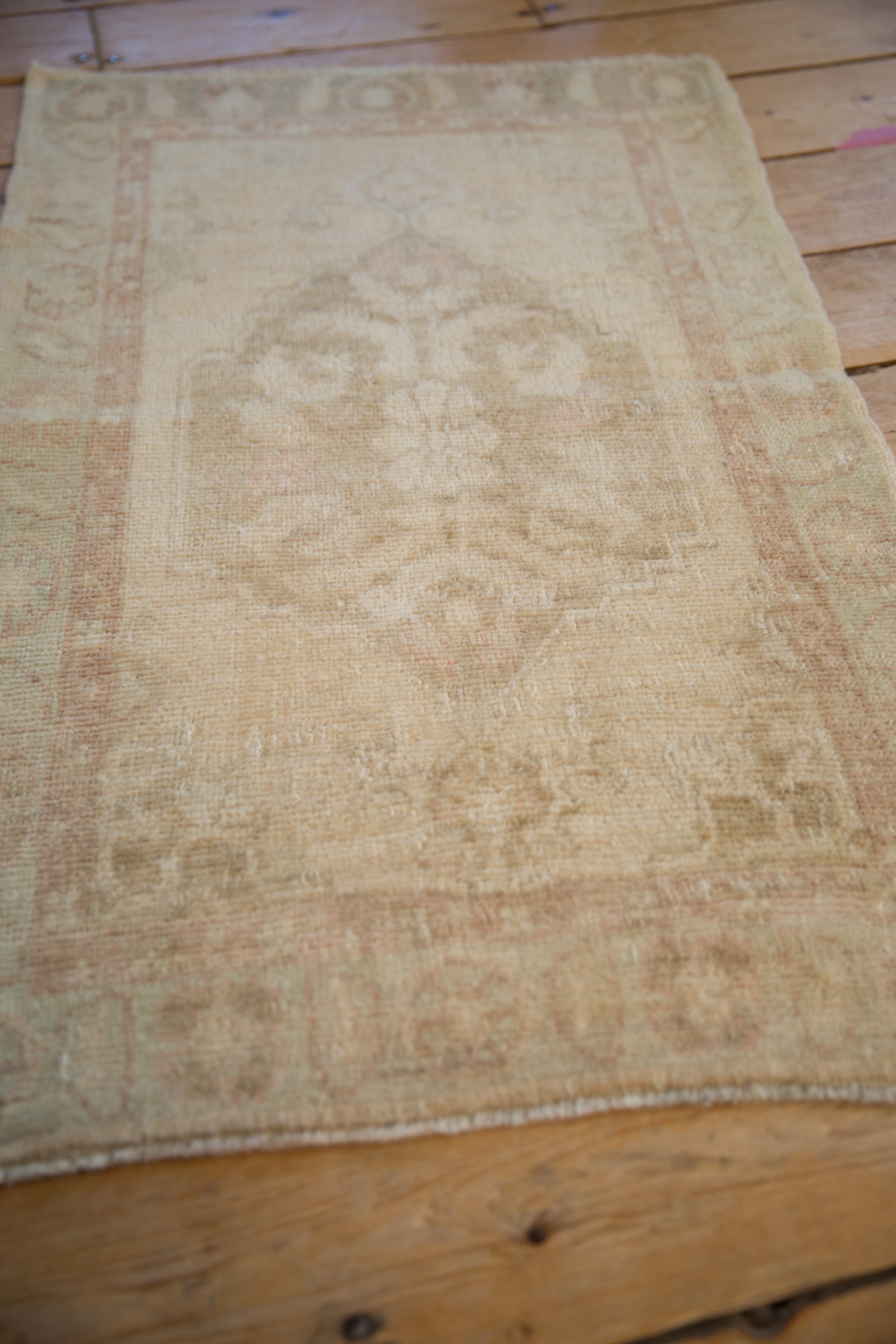 2x3.5 Vintage Distressed Oushak Rug