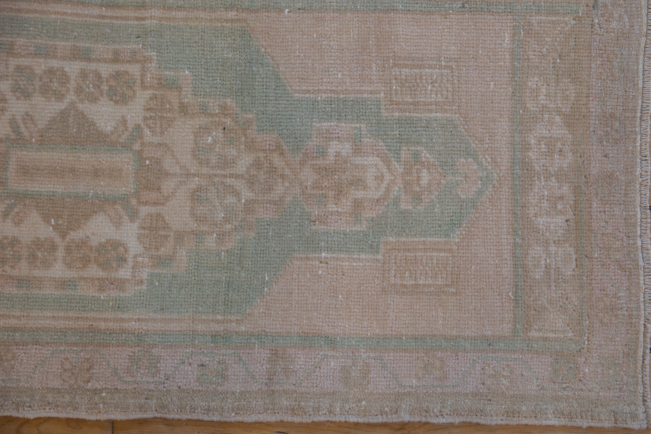 1.5x3.5 Vintage Distressed Oushak Rug Mat Runner