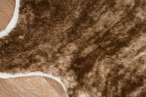 Dulche Faux Fur Rug