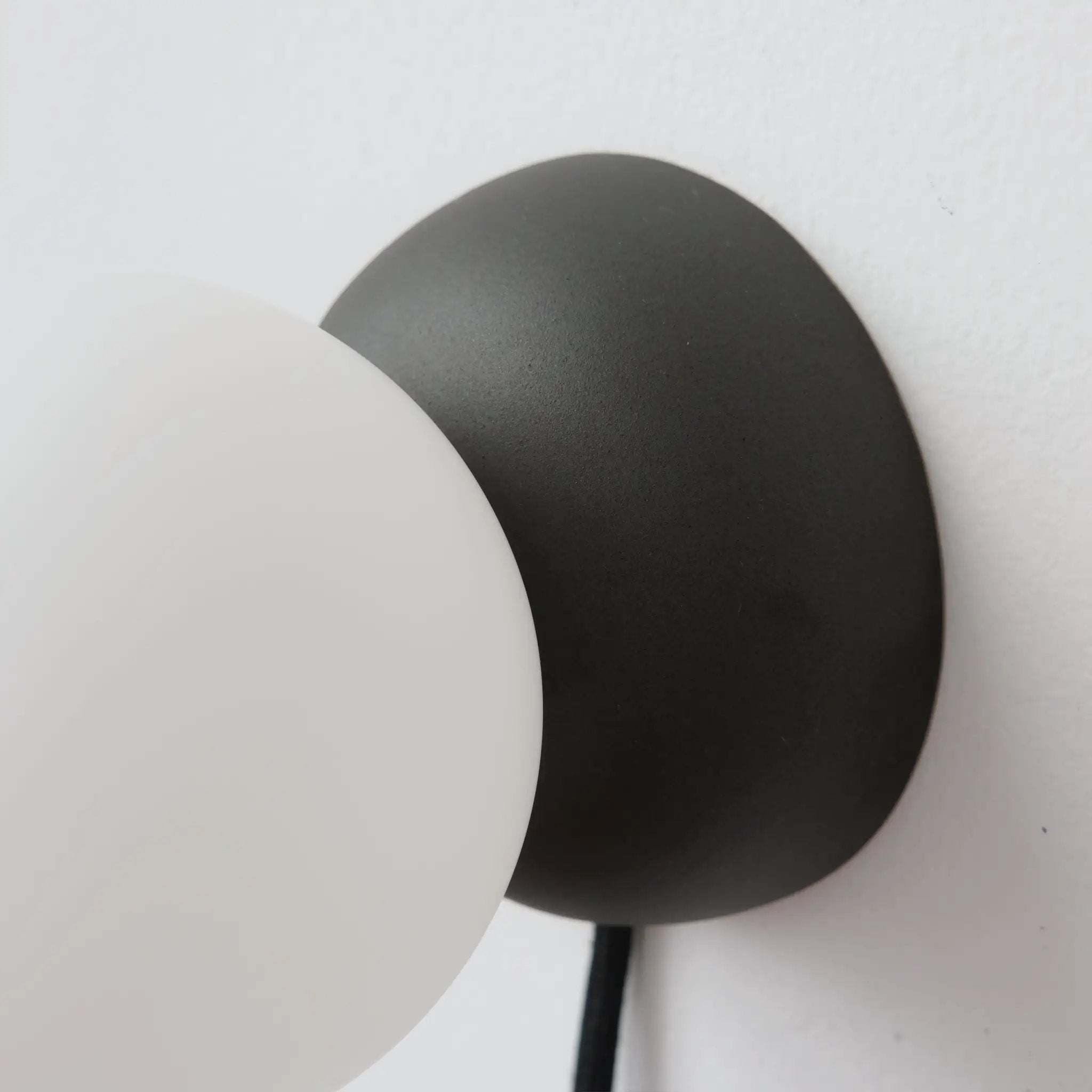 Monroe Sconce