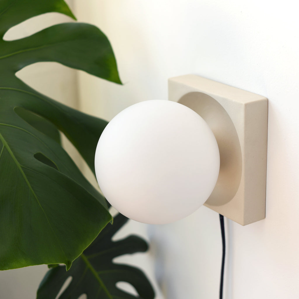 Cubic Table Lamp