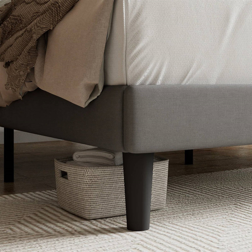 Full size Grey Linen Upholstered Platform Bed Frame with Button-Tufted Headboard