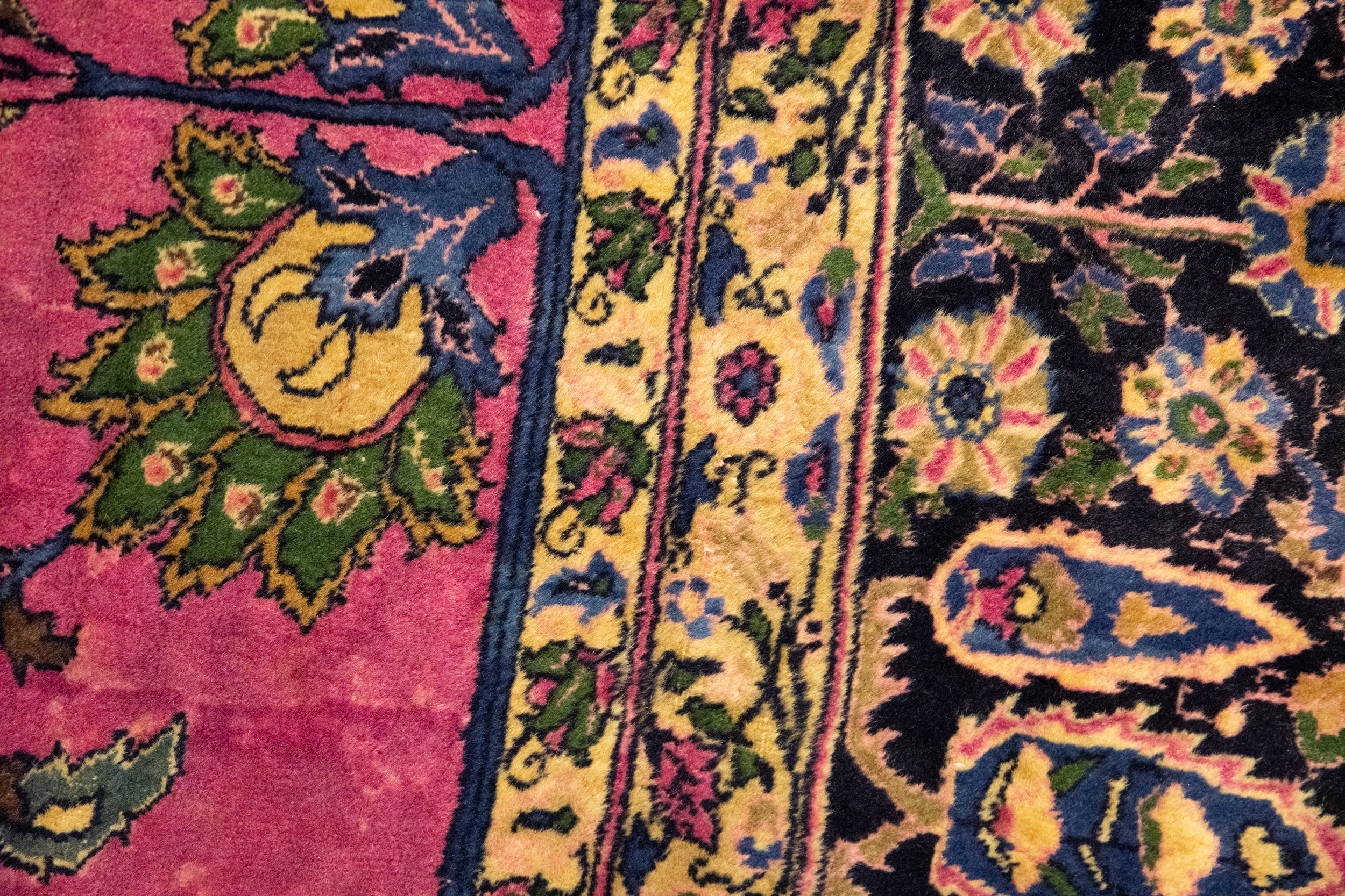 14.5x18.5 Vintage Meshed Carpet