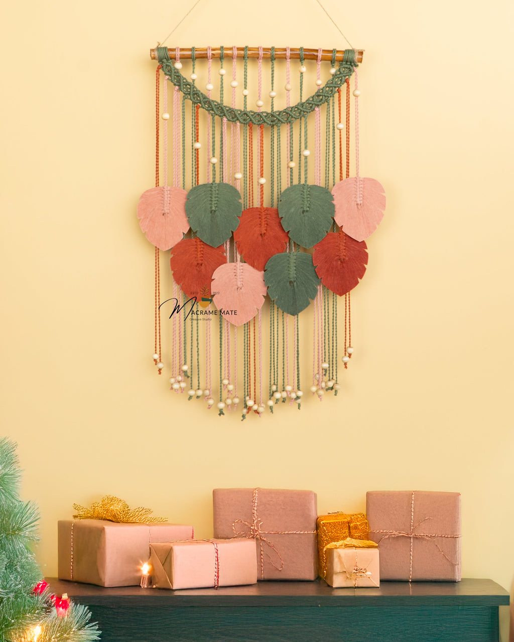 Levia Boho Macrame Leaf Hangings