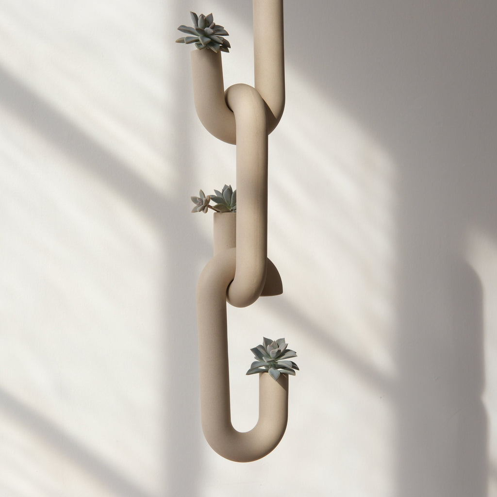 Chain Vase