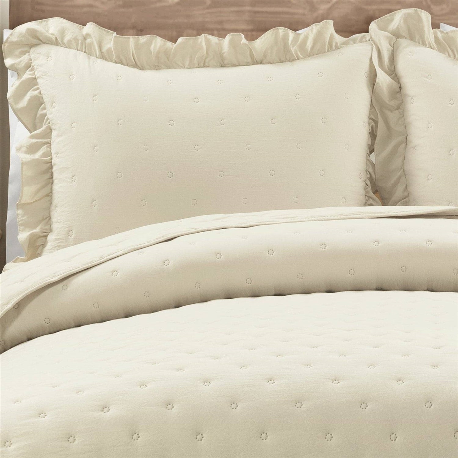 King Size Lightweight Yellow Ruffle Reversible Oversized 3 Piece Quilt Set