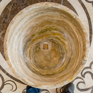 Villohome Traonyx natural stone above-vanity bathroom sink, round honed travertine-onyx basin with beige-brown banding.